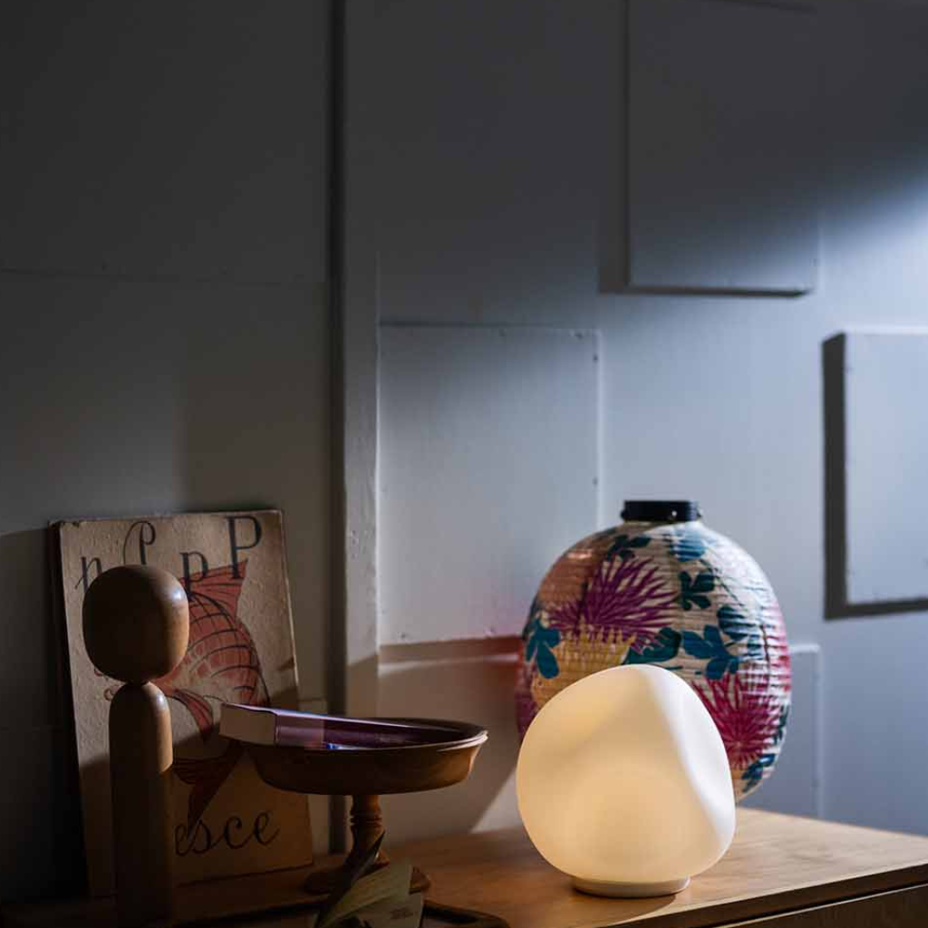 Foscarini Hoba Media Table Lamp On/Off White