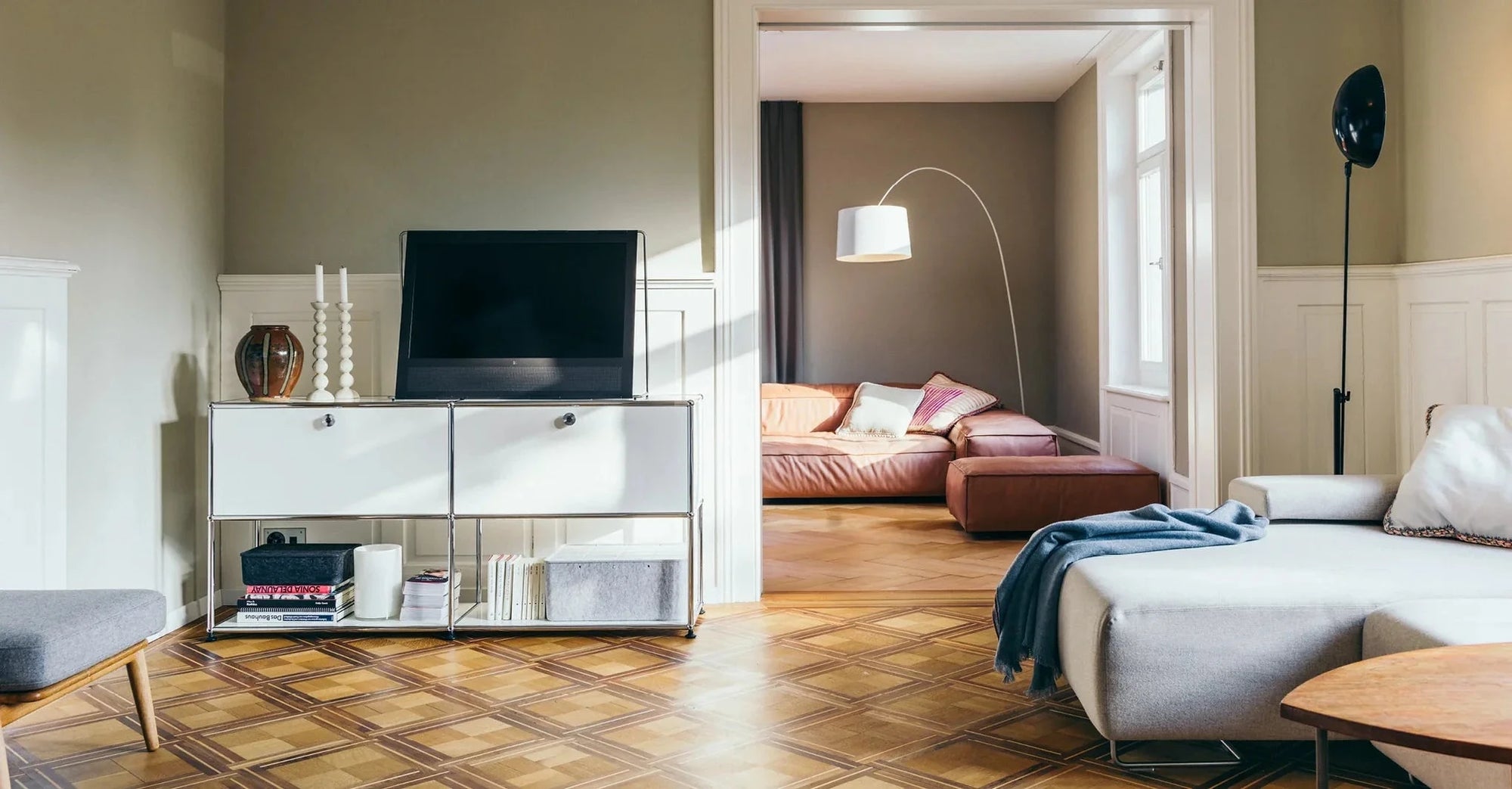 USM Haller Credenza F2 storage USM 
