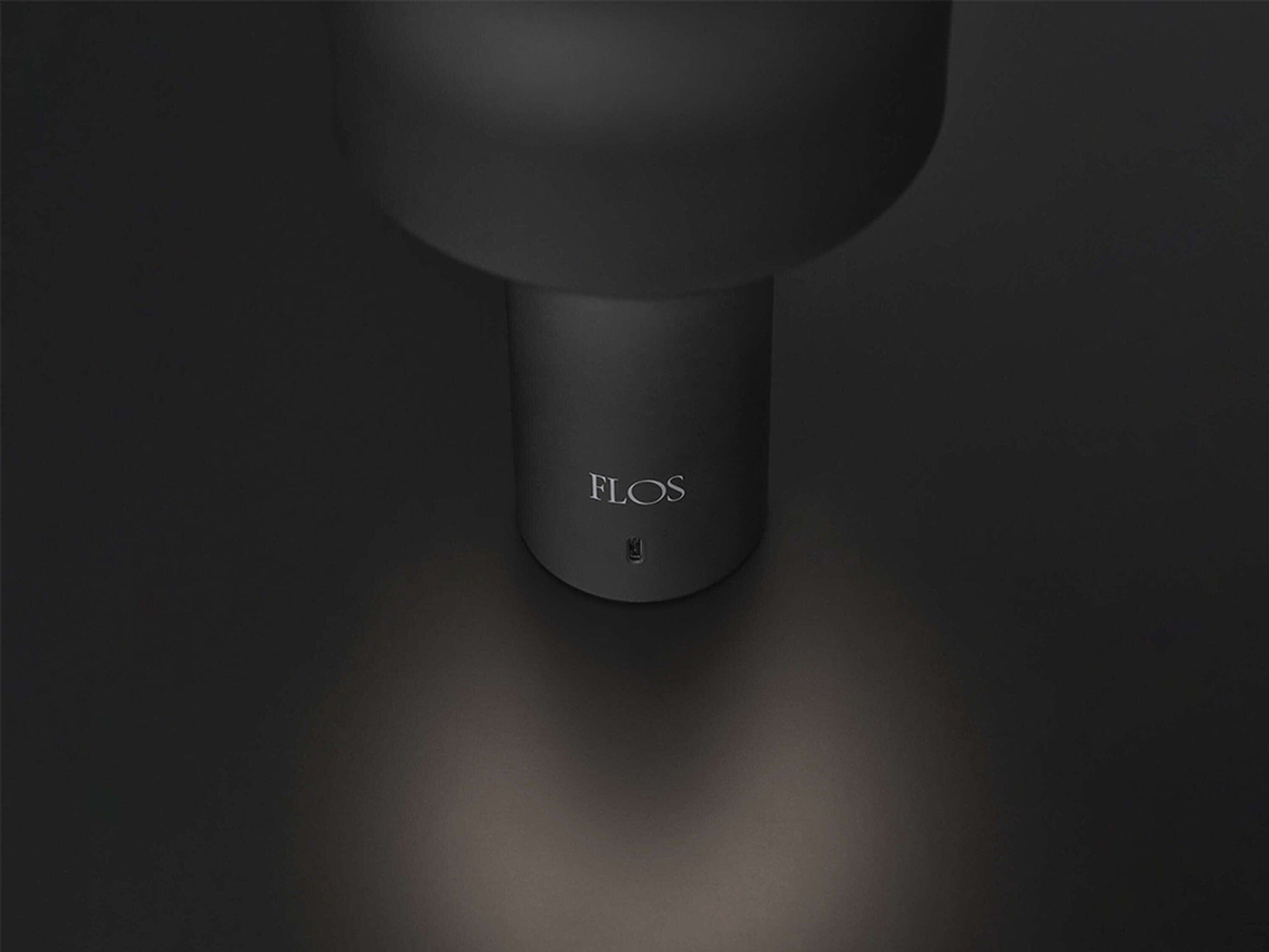 Bellhop Portable LED Table Lamp Table Lamps Flos 