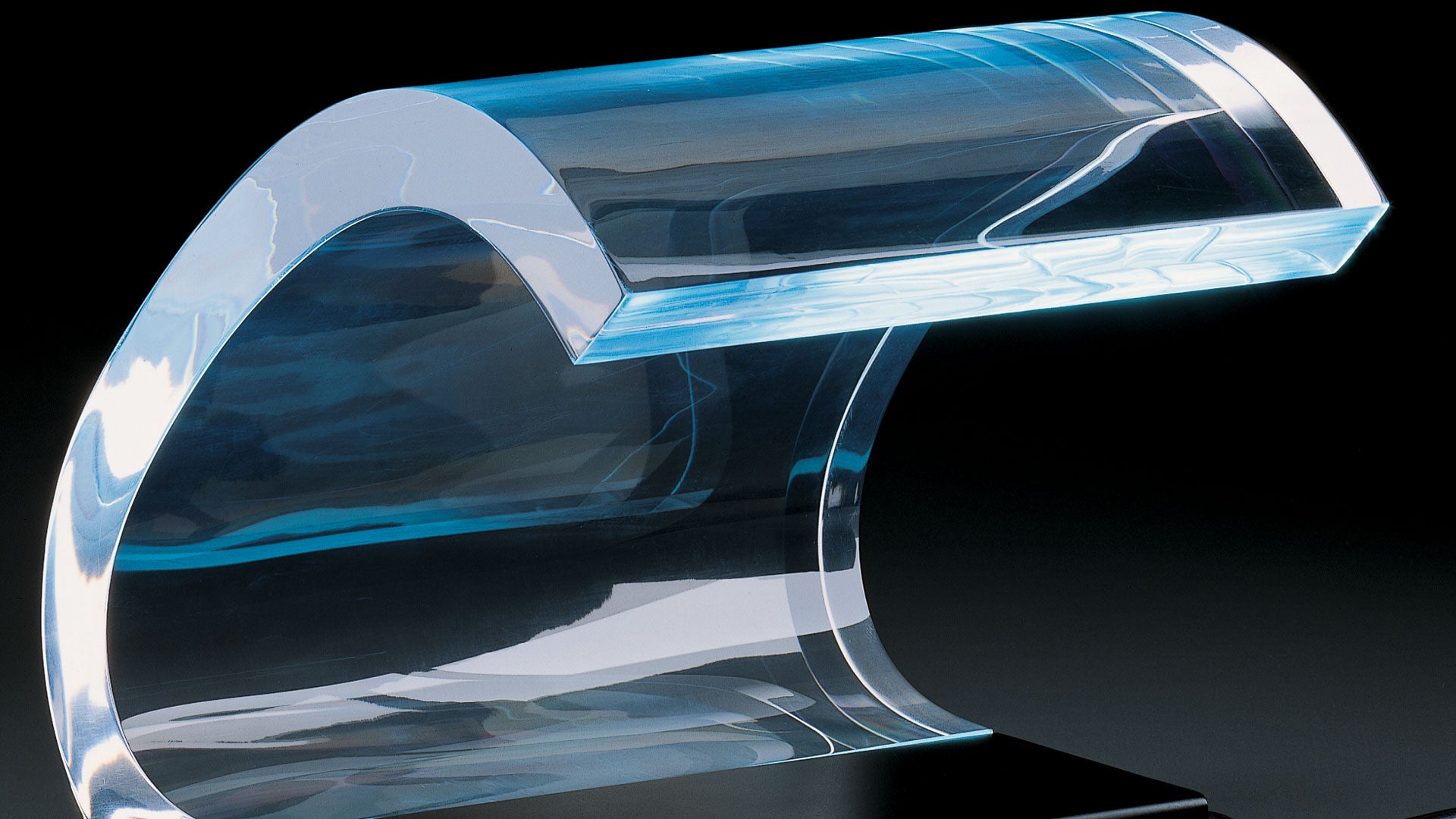 Acrilica Table Lamp