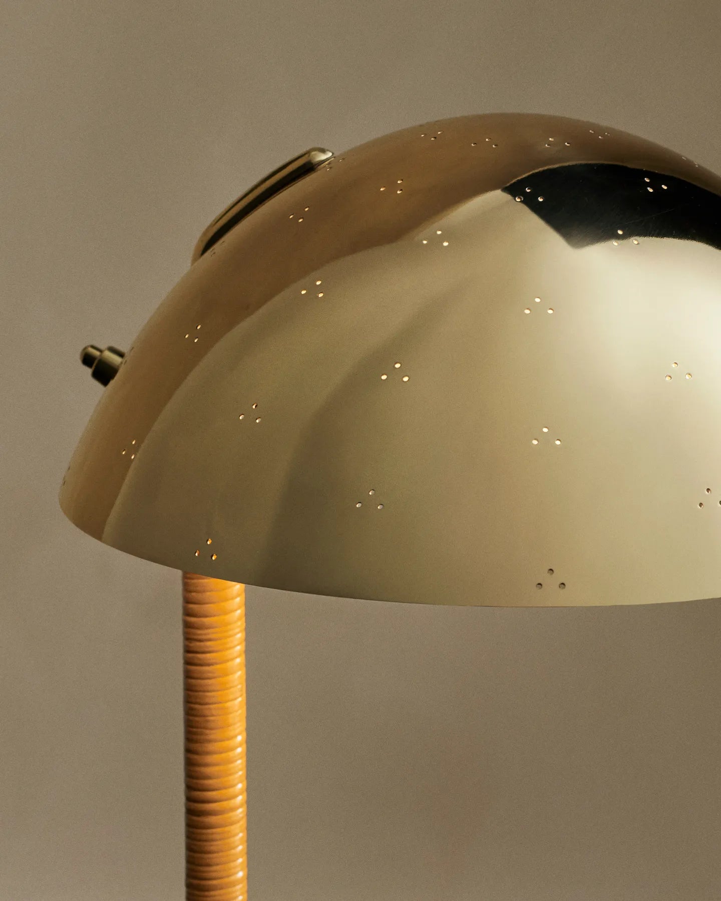 9209 Table Lamp Table Lamps Gubi 