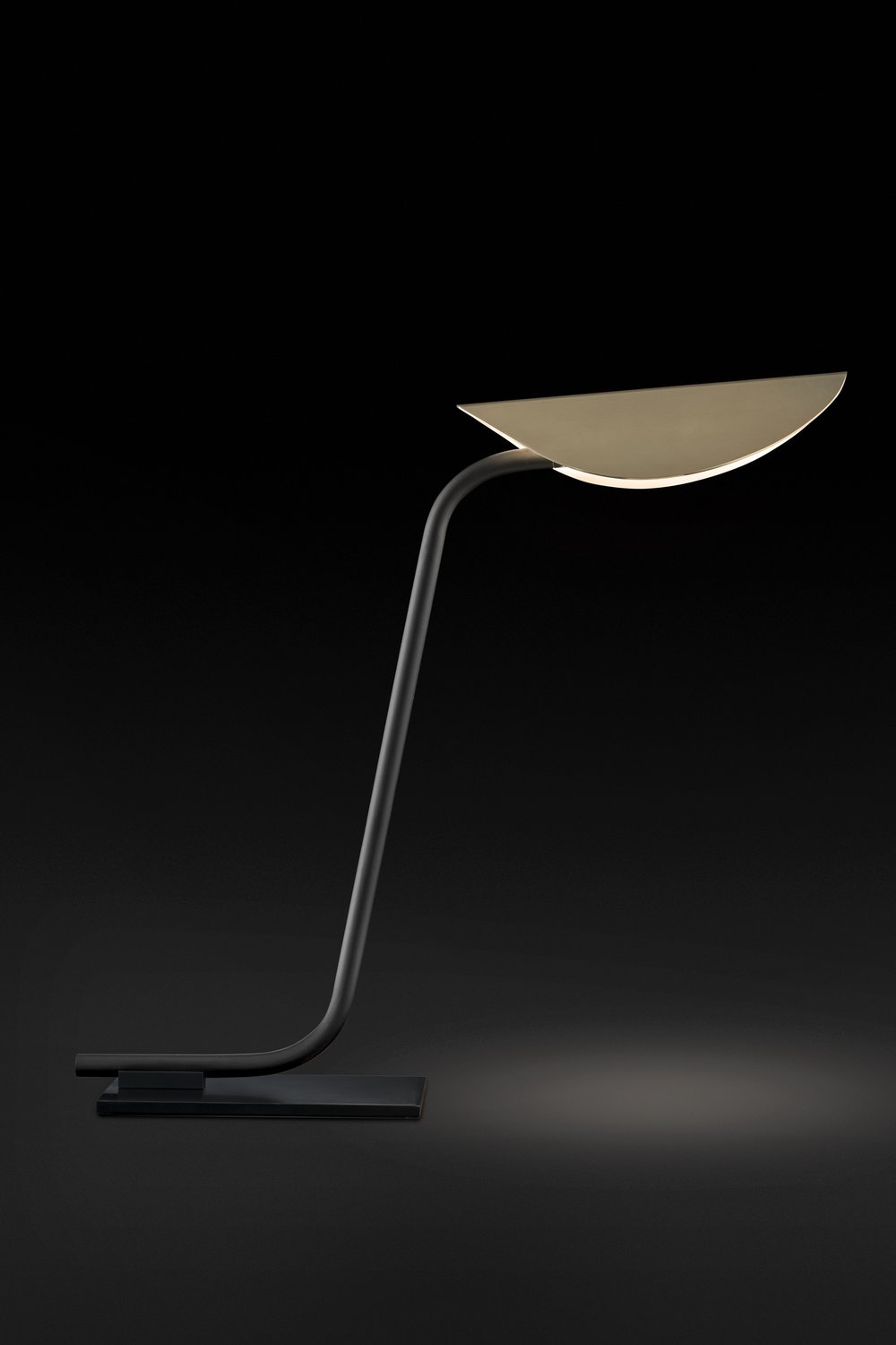 Plume 221 Table Light