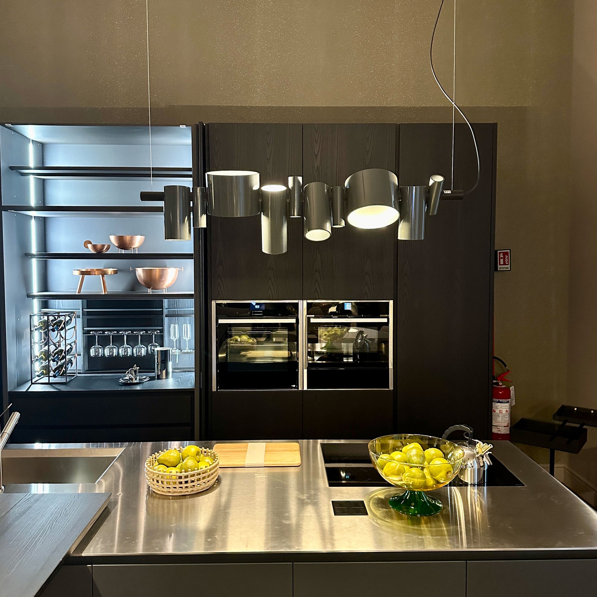 Dancing Queen Pendant Lamp