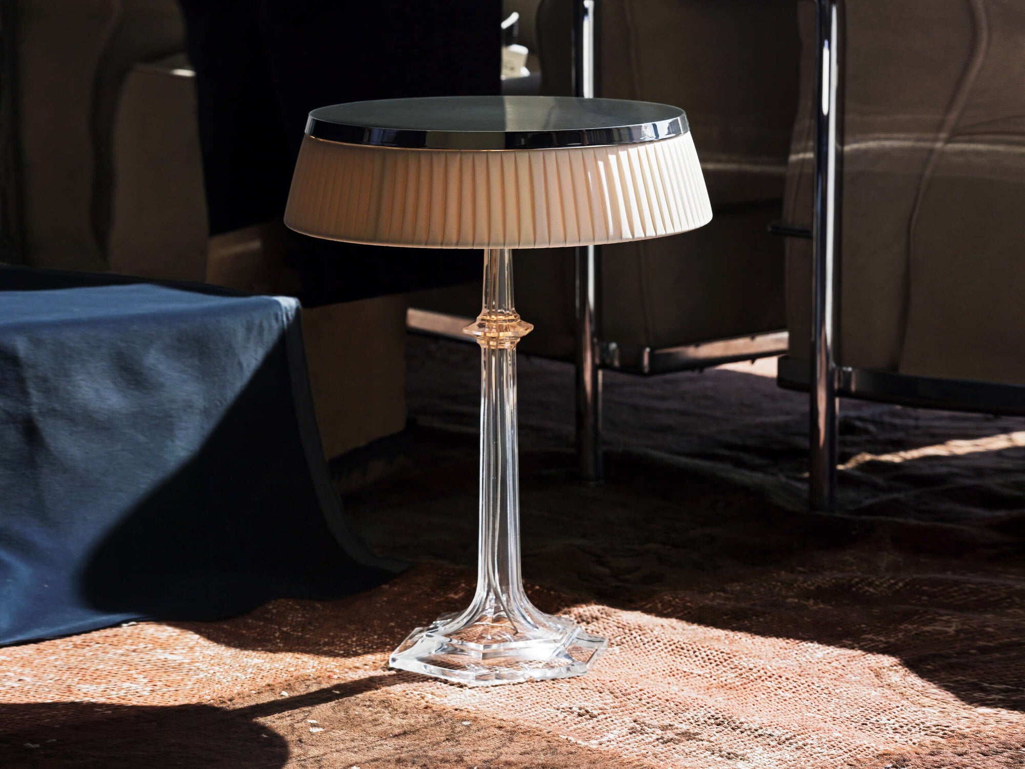 Bon Jour Versailles Table Lamp