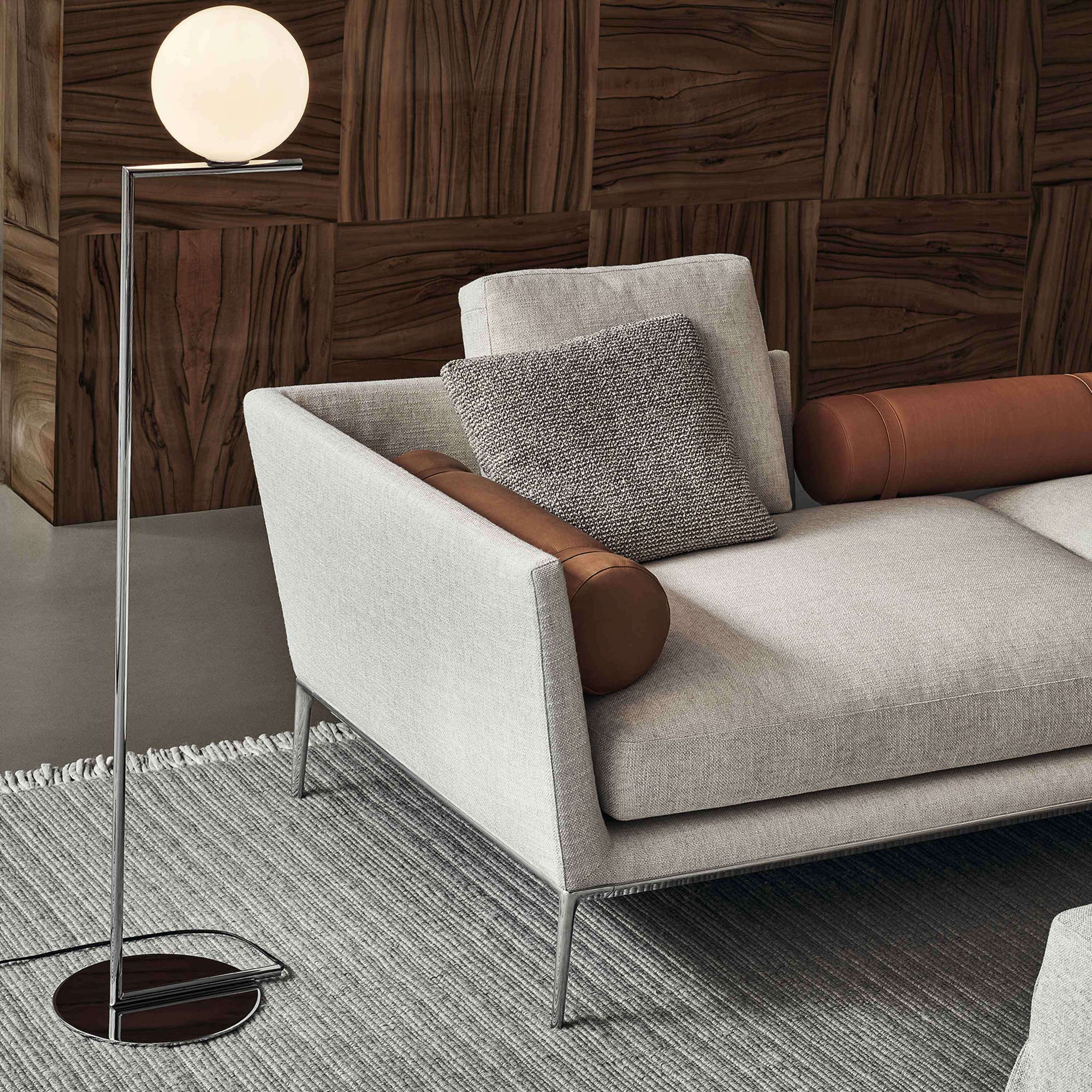 IC F Floor Lamp