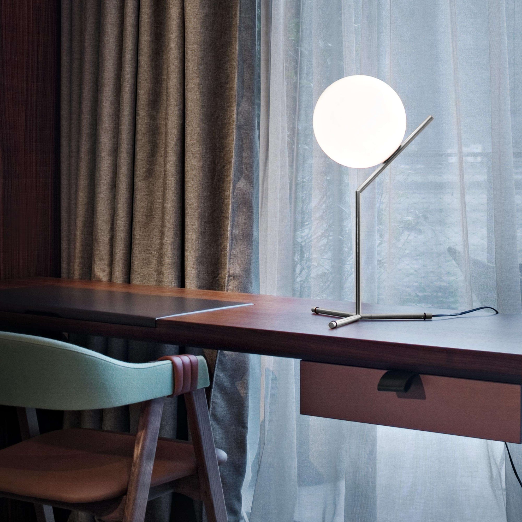 IC T1 High Table Lamp