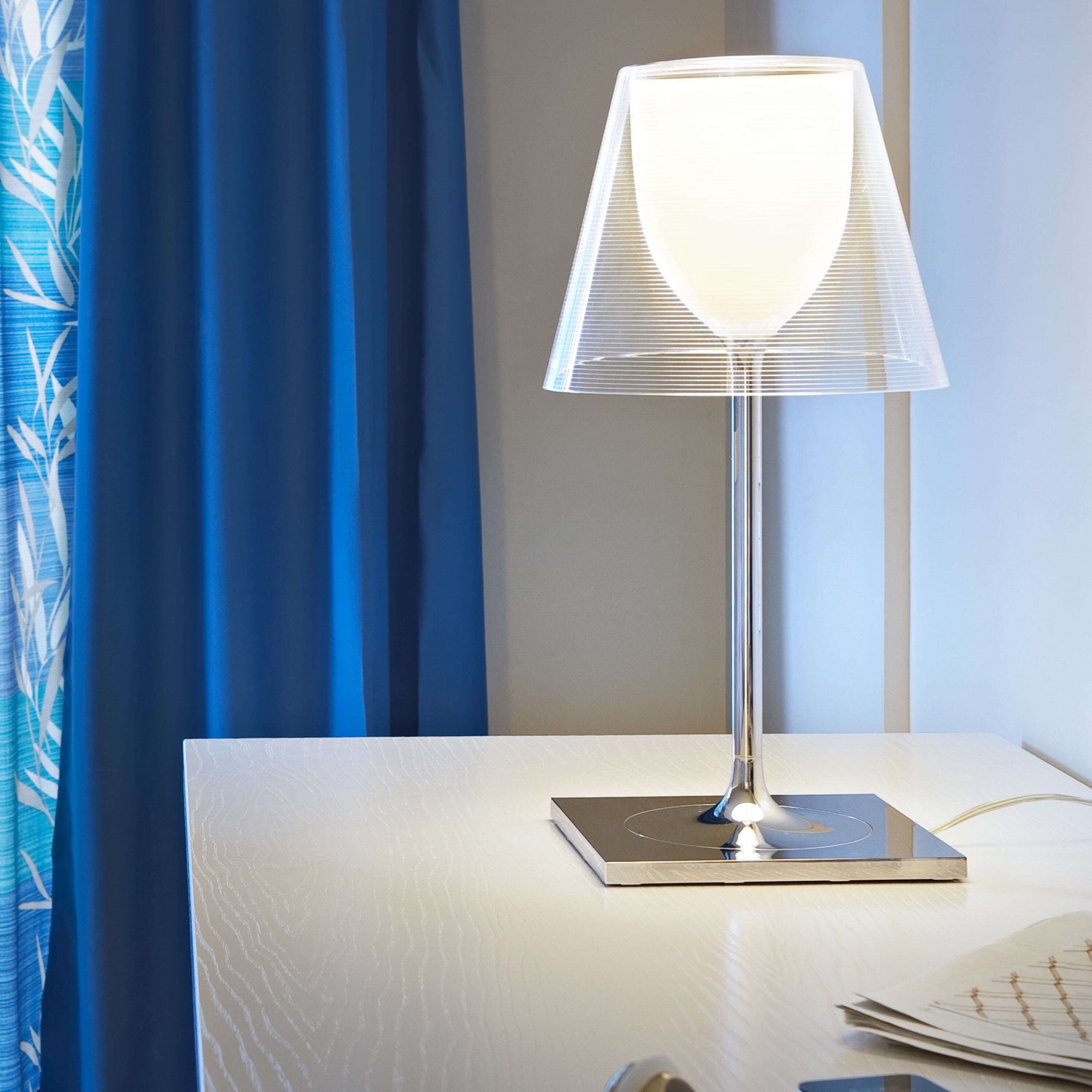 Ktribe T2 Table Lamp
