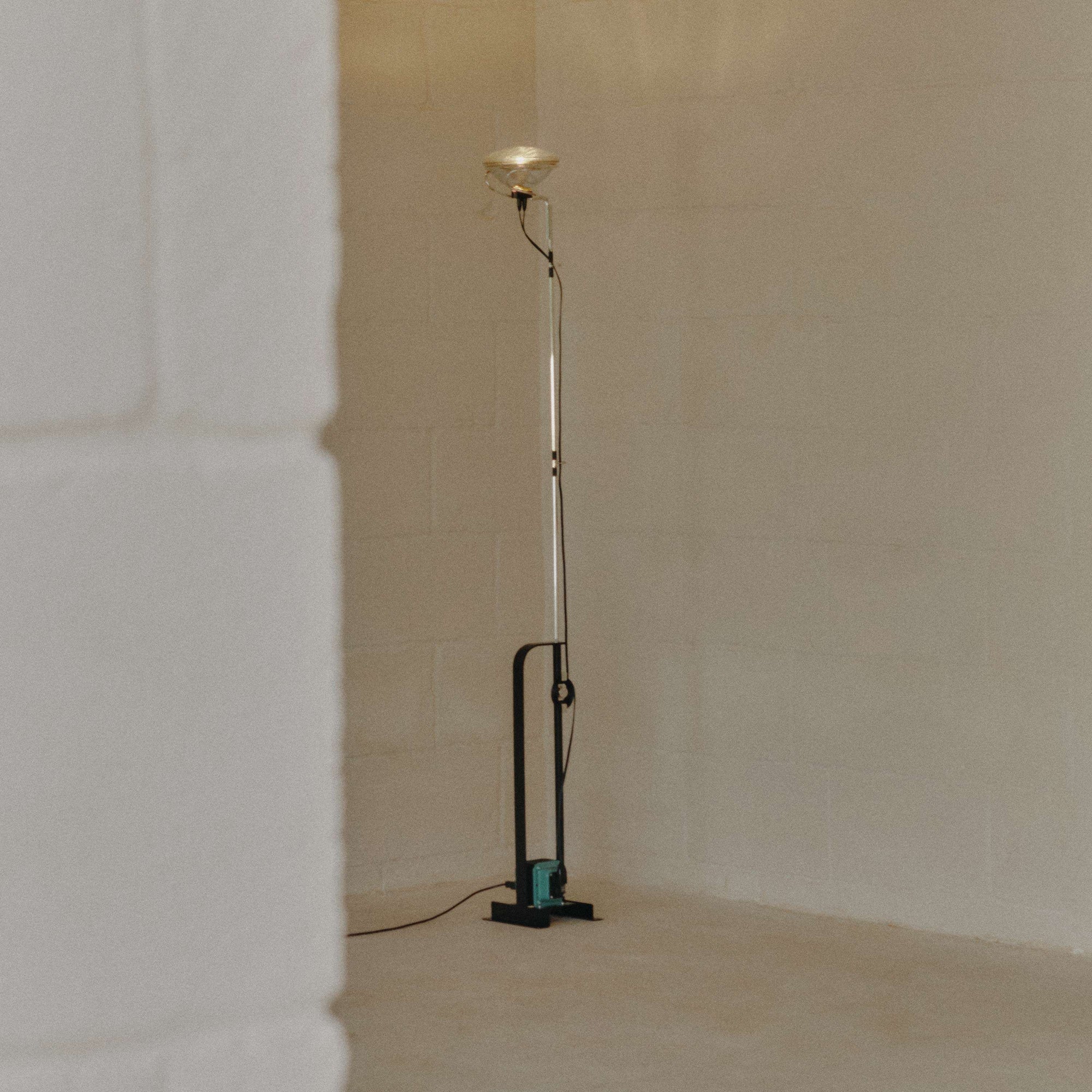 Toio Led Floor Lamp