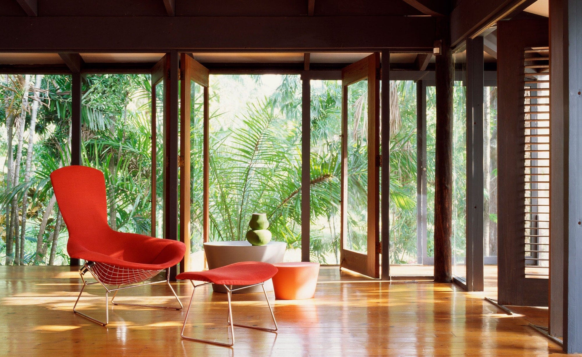 Bertoia Bird Chair and Ottoman lounge chair Knoll 
