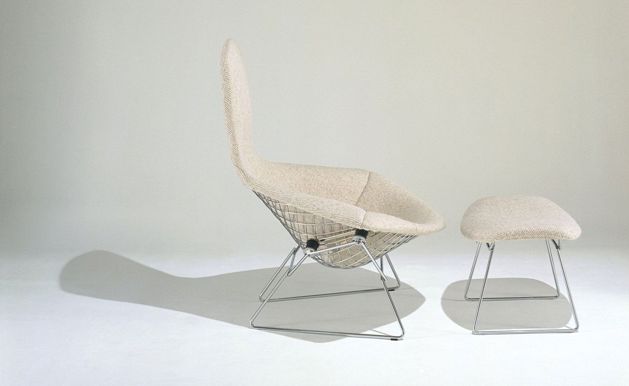 Bertoia Bird Chair and Ottoman lounge chair Knoll 