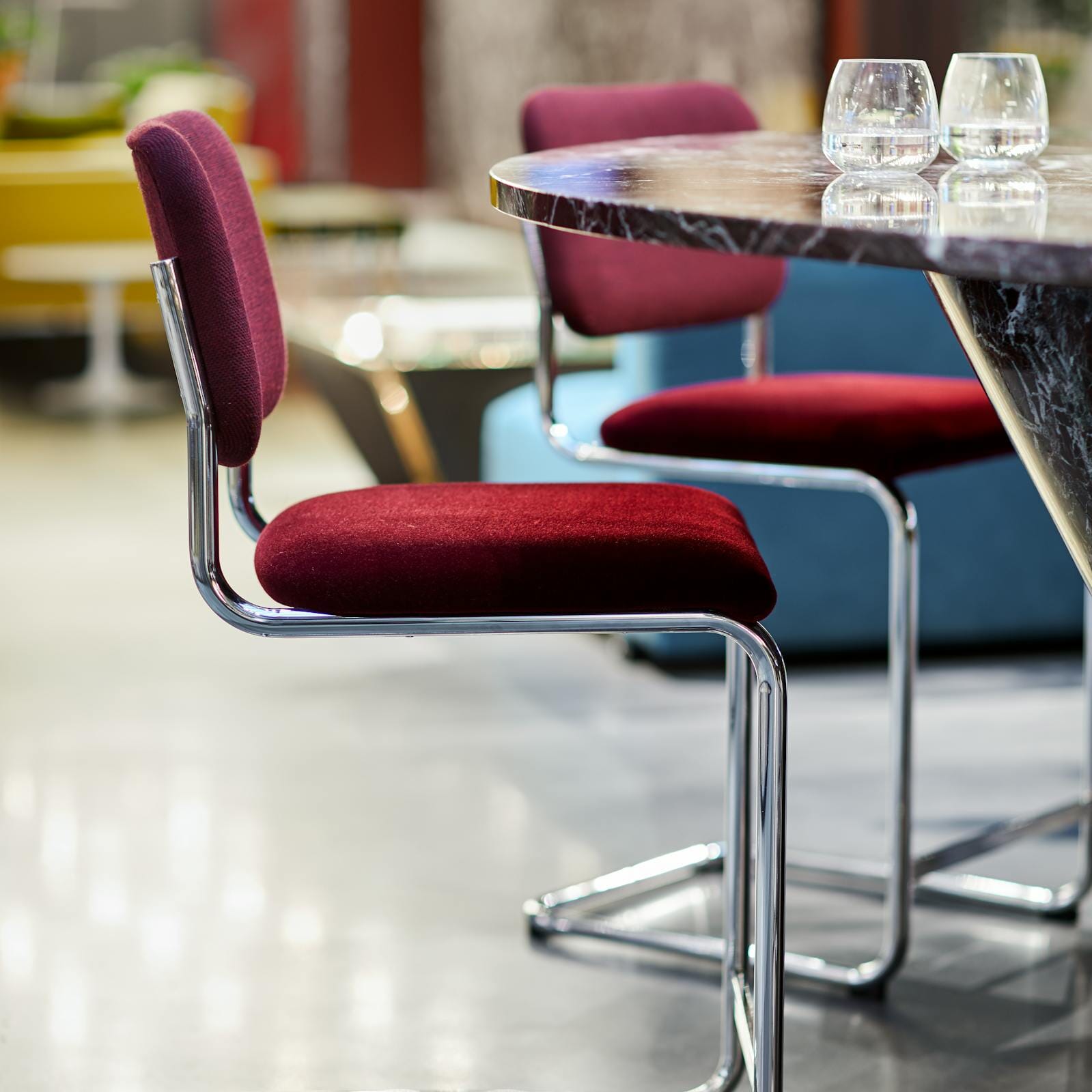 Cesca Stool - Upholstered Seat & Back Stools Knoll 