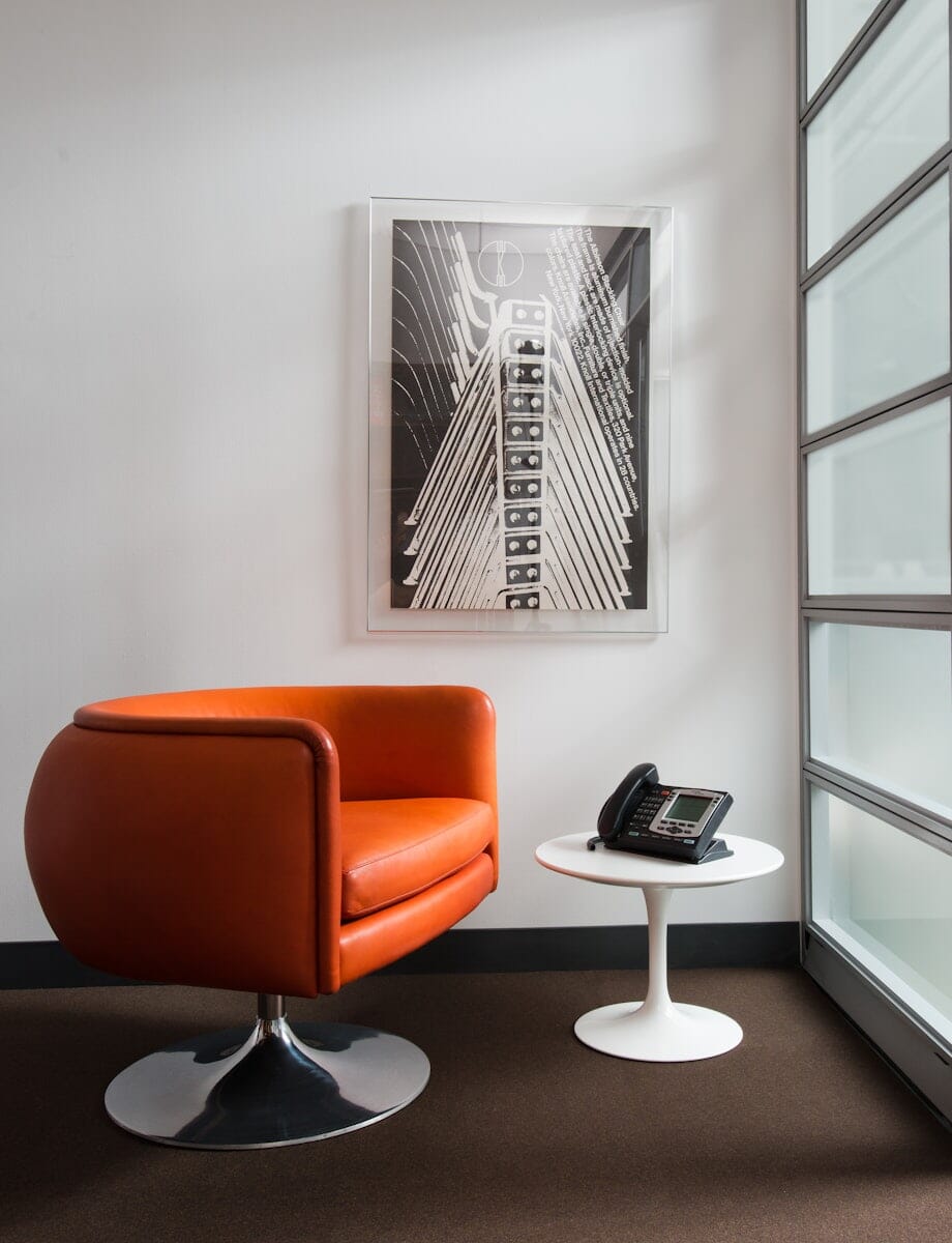 D'Urso Swivel Chair lounge chair Knoll 