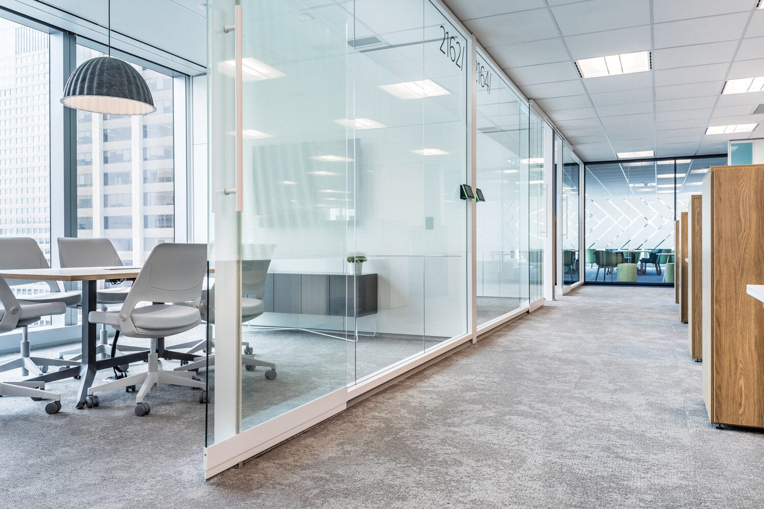 Ollo Light Task Chair With 4 Star Base task chair Knoll 