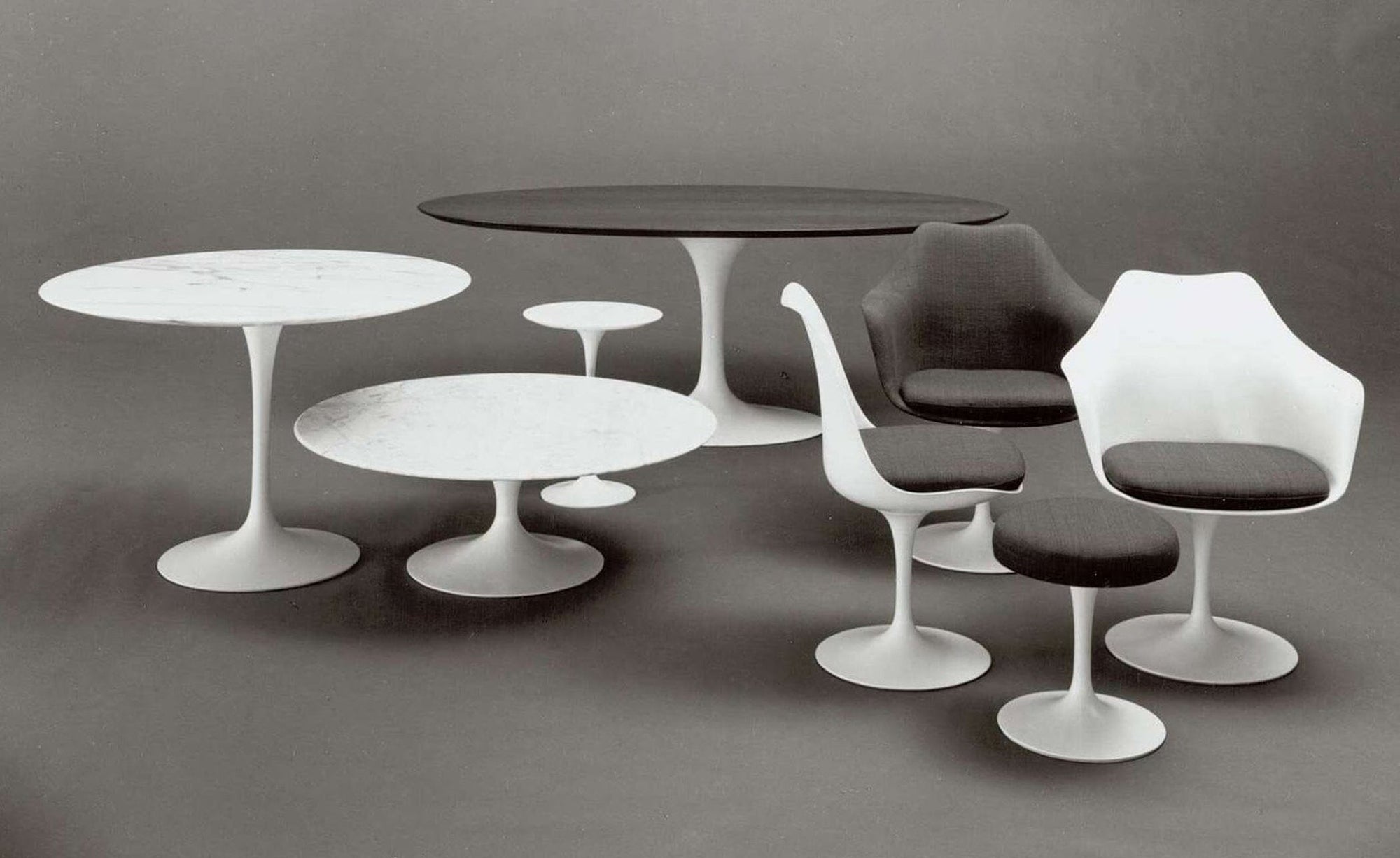 Saarinen Side Table - 16" Round side/end table Knoll 