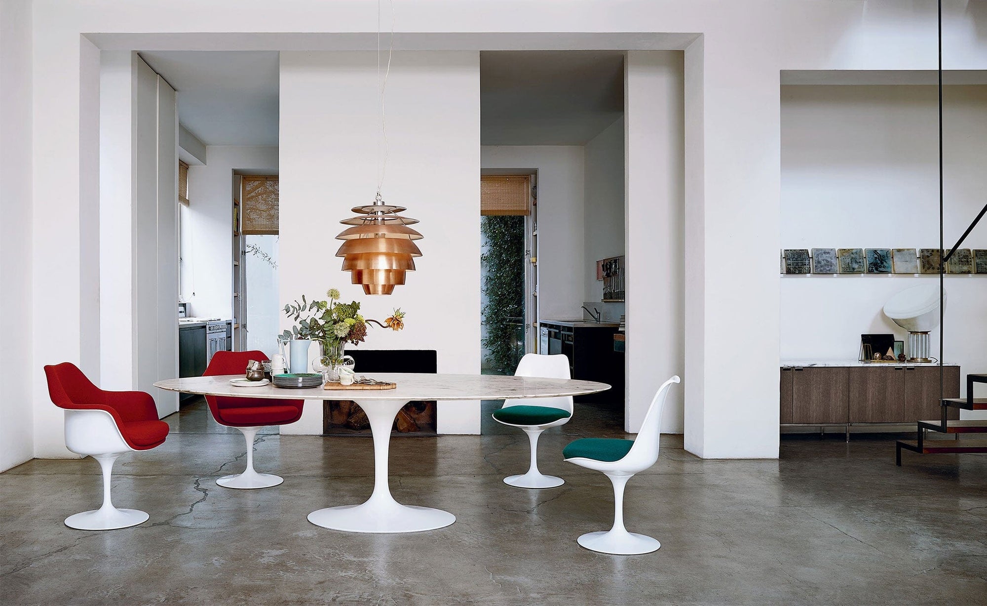Saarinen Tulip Arm chair lounge chair Knoll 