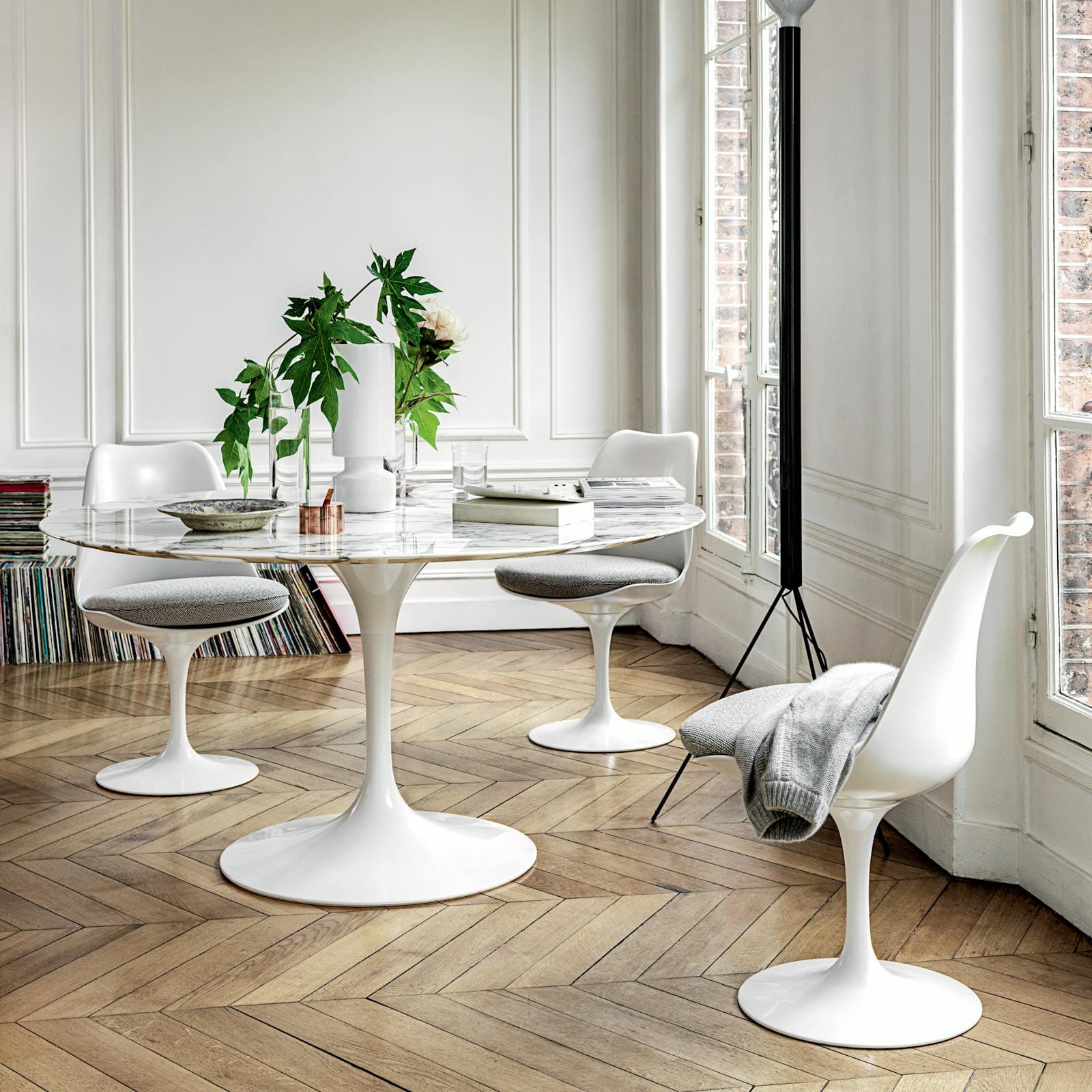 Saarinen Tulip Armless Chair Side/Dining Knoll 