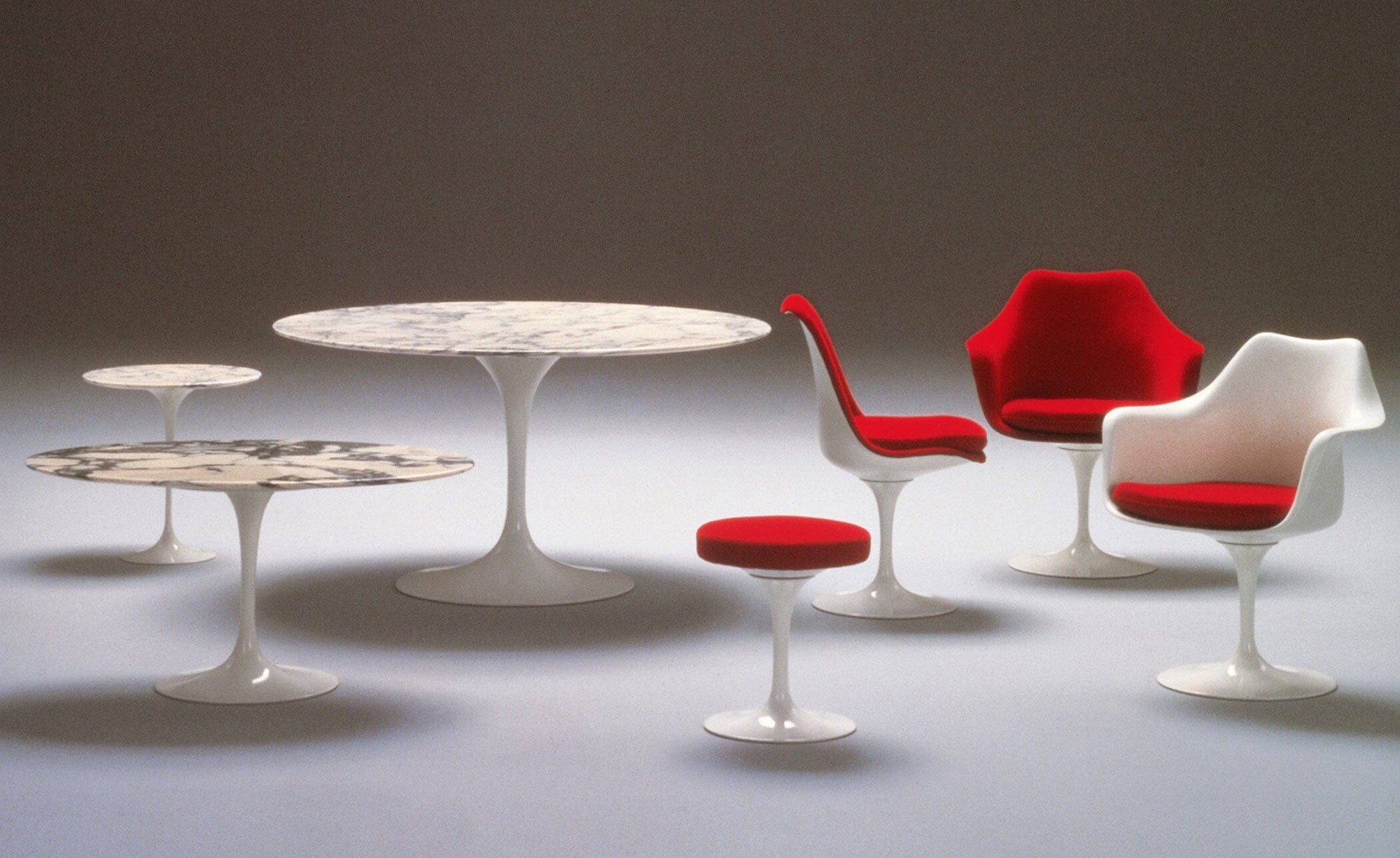 Saarinen Tulip Stool Stools Knoll 