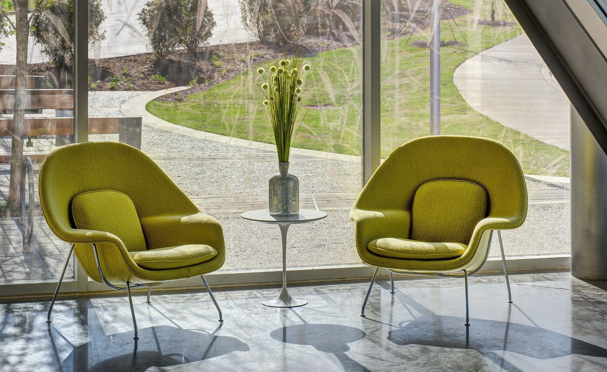 Womb Chair lounge chair Knoll 