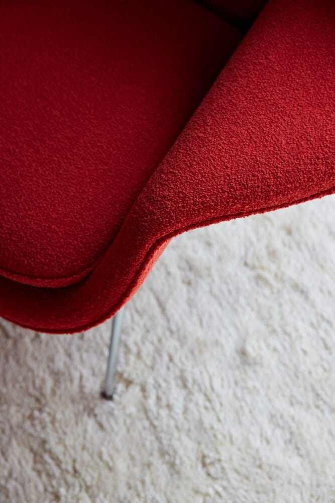 Womb Chair - Medium lounge chair Knoll 