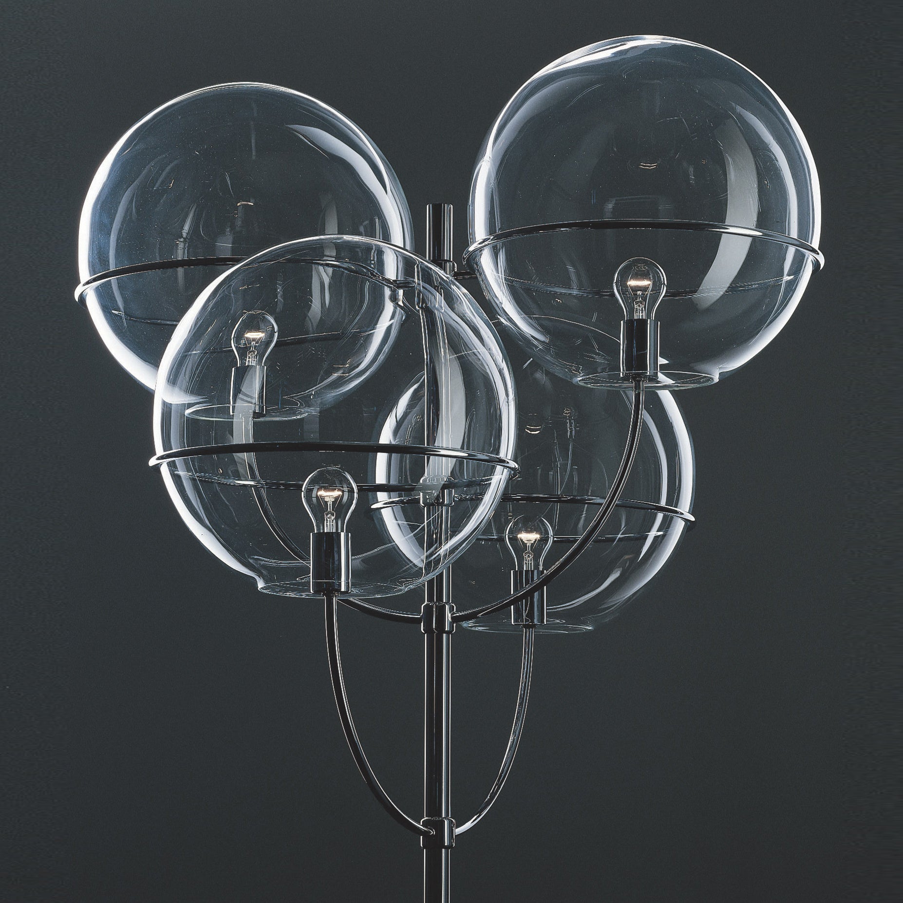 Lyndon Outdoor Floor Lamp 350