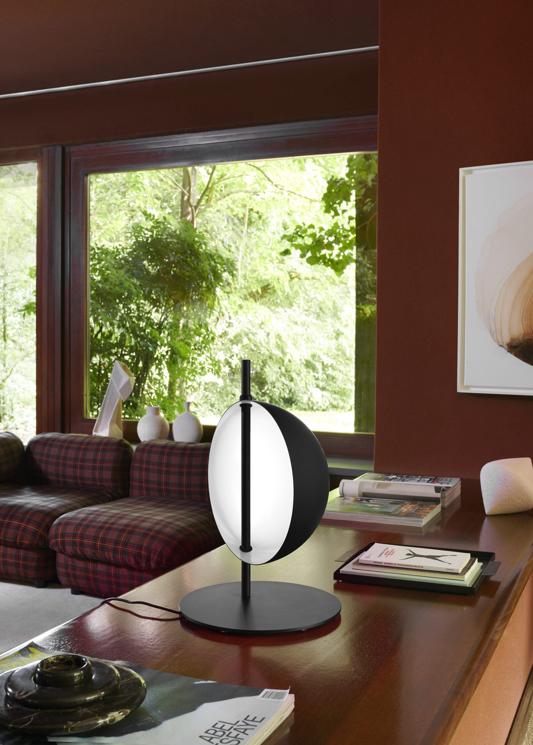 Superluna Table Lamp