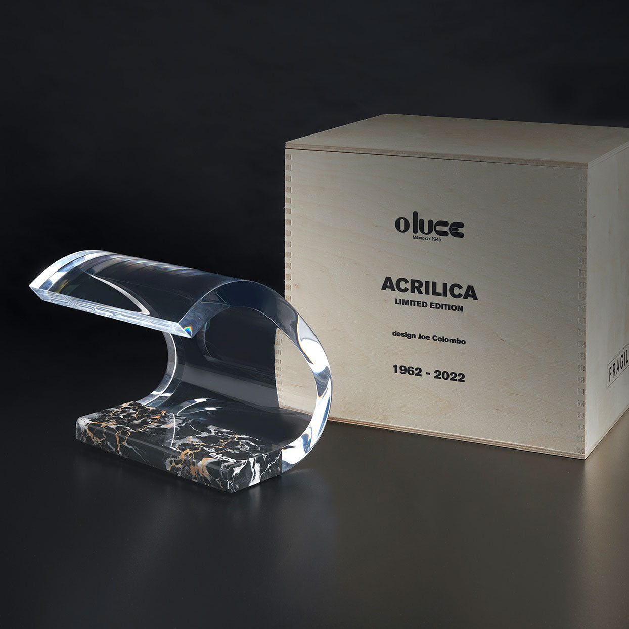 Acrilica Table Lamp Table Lamps Oluce 
