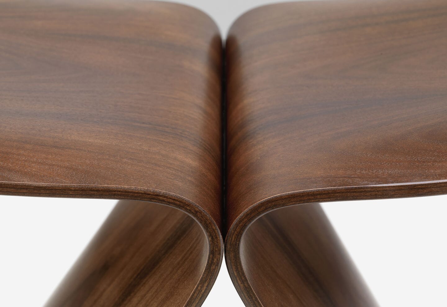 Butterfly Stool Stools Vitra 