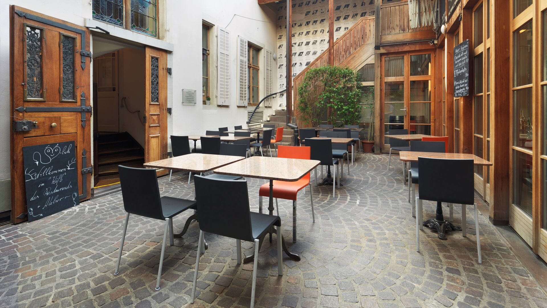 .03 Non-stacking Chair Side/Dining Vitra 