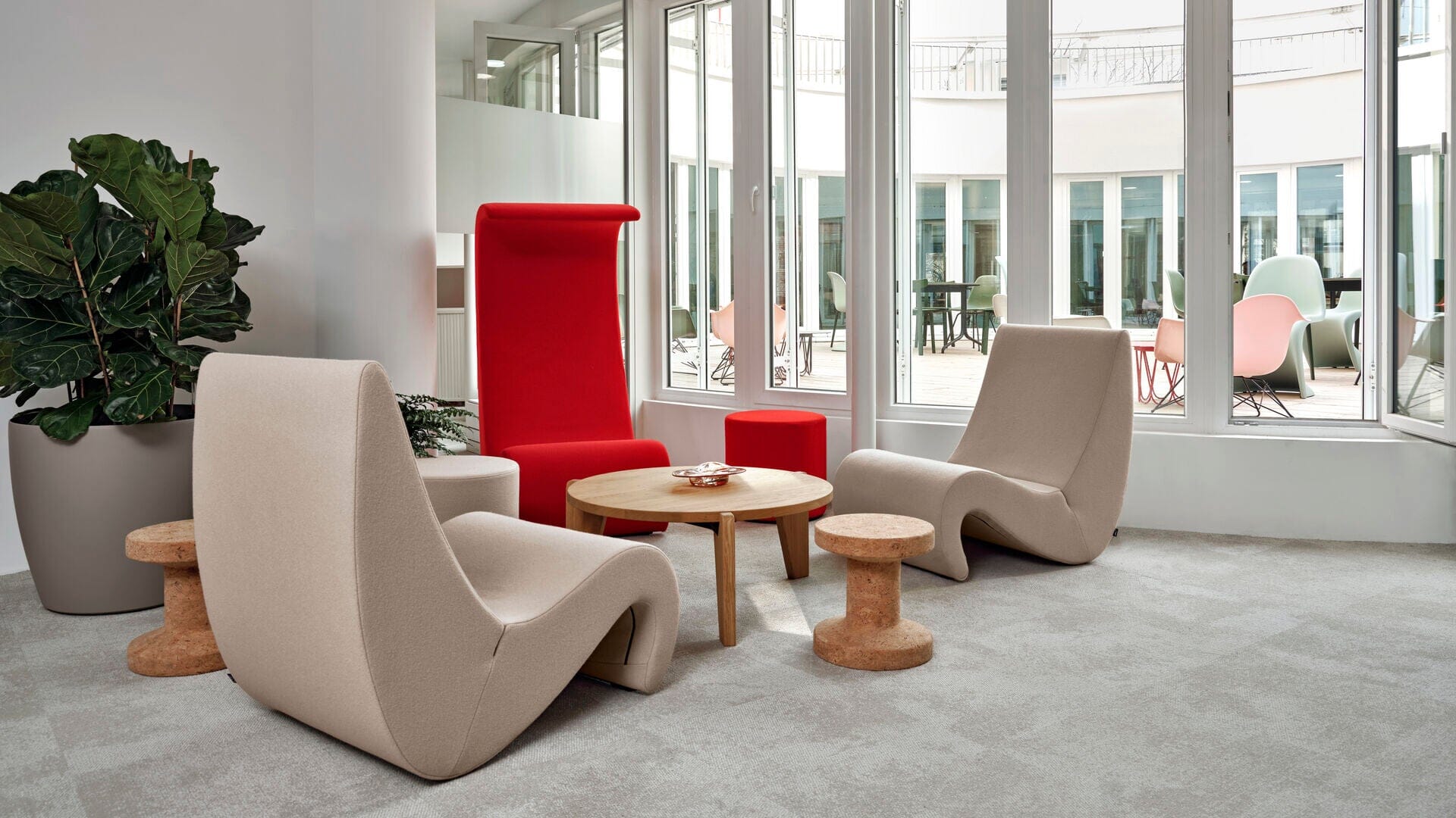 Amoebe Highback Chair lounge chair Vitra 