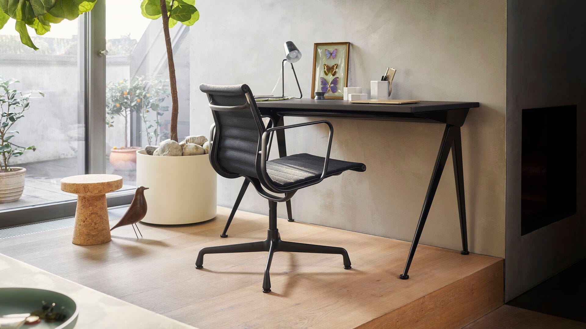 Compas Direction Table Desk's Vitra 
