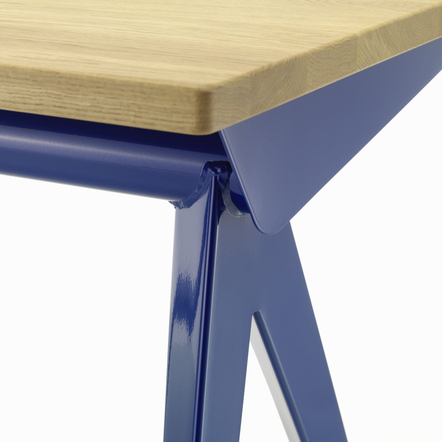 Compas Direction Table Desk's Vitra 