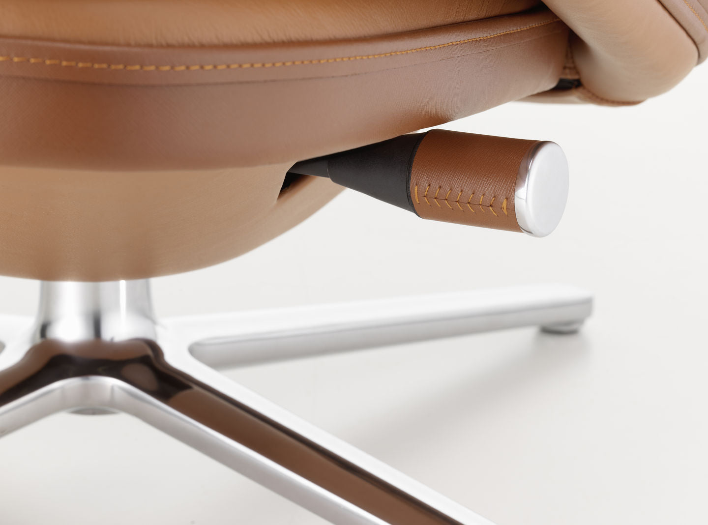 Grand Relax Lounge Chair