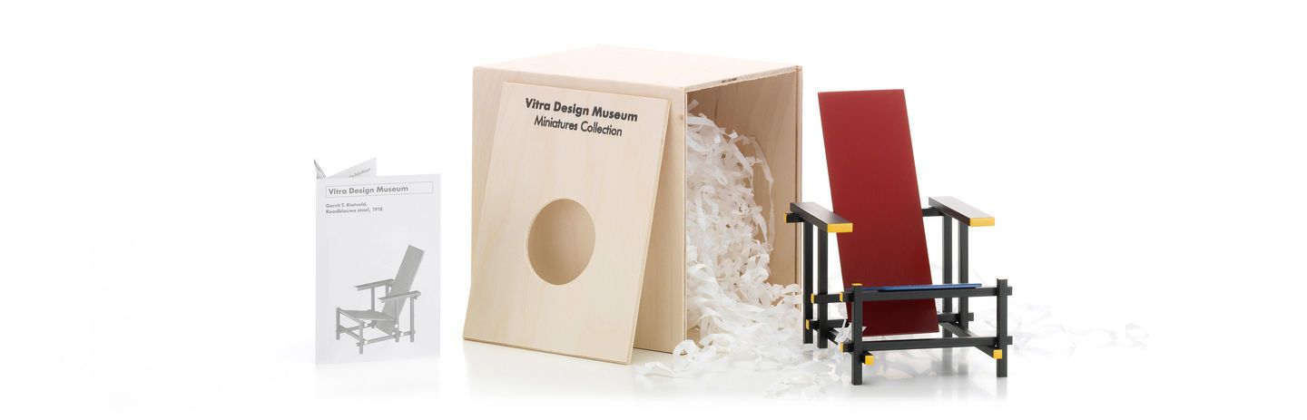 Miniatures Rood Blauwe Stoel Art Vitra 