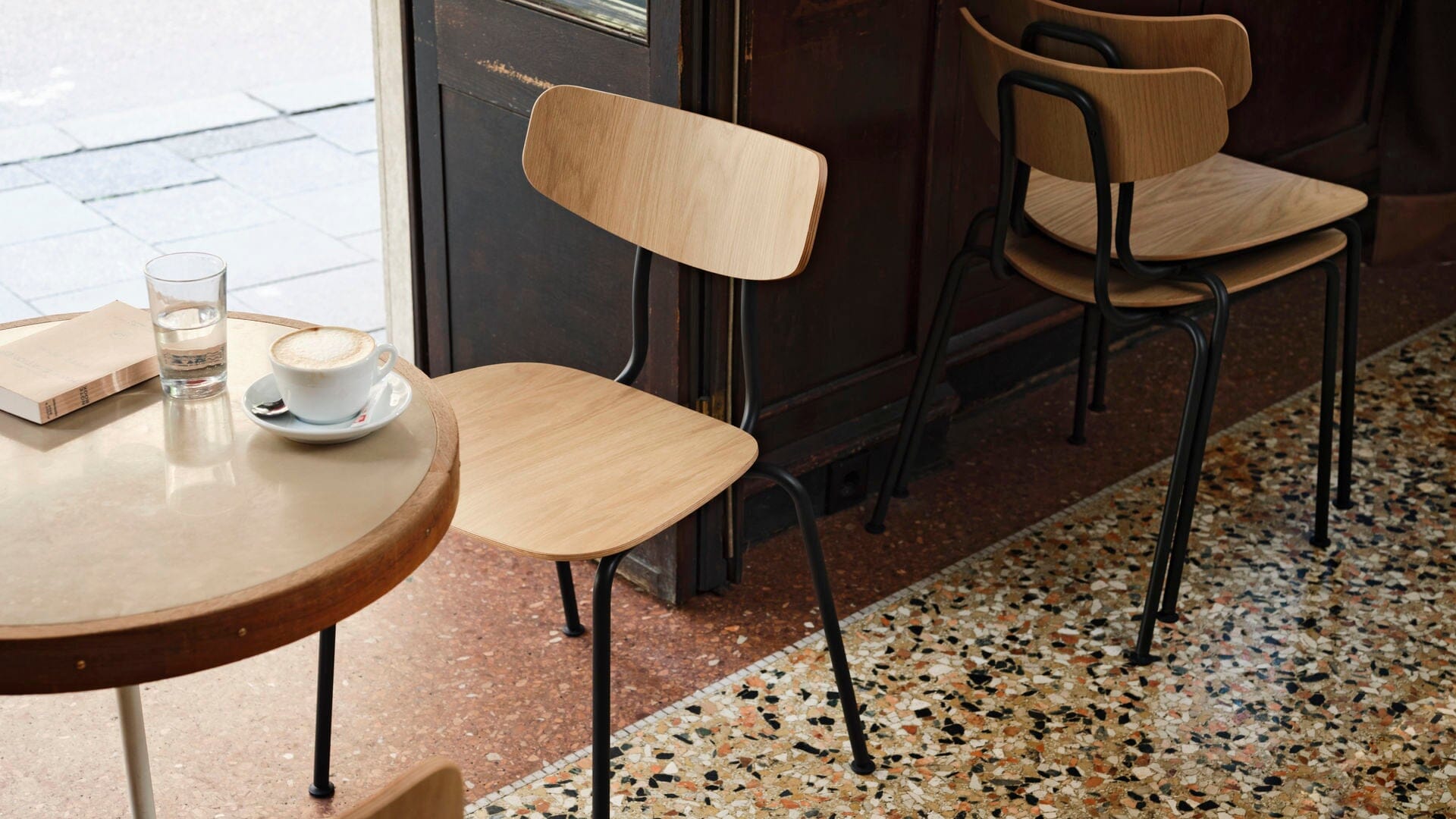 Moca Chair Chairs Vitra 