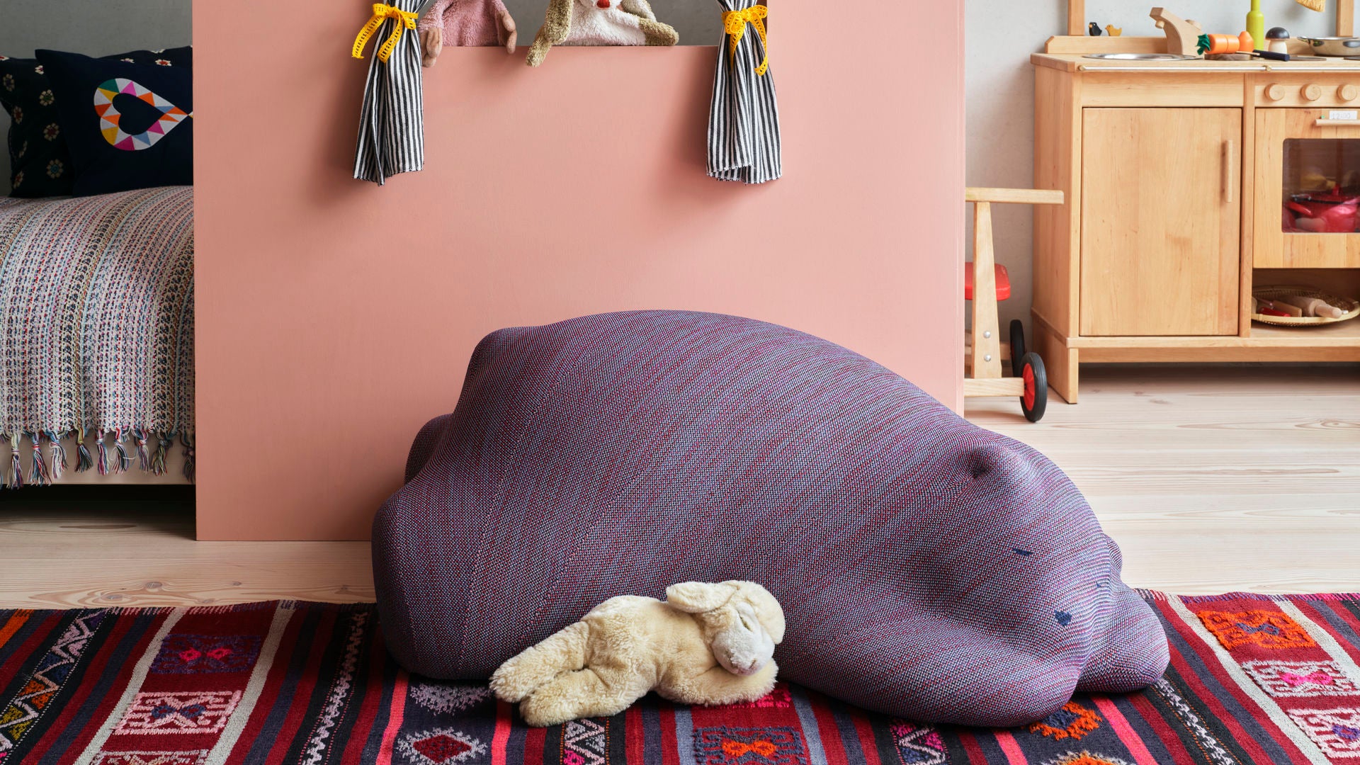 Resting Bear Accessories Vitra 