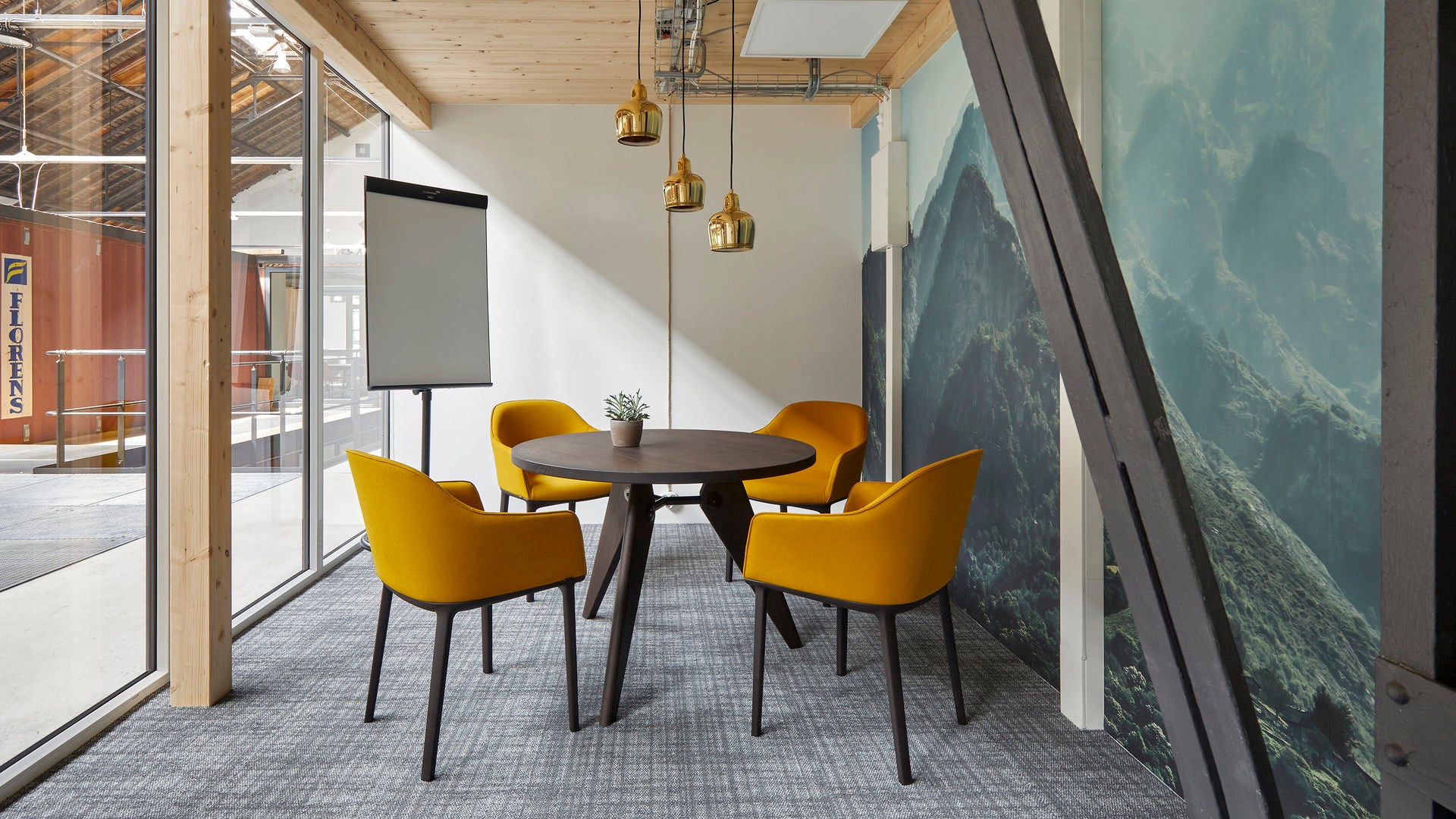 Softshell Chair With Four Leg Base