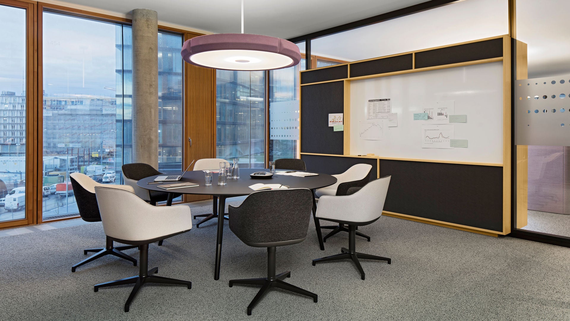 Softshell Chair With Four Star Base