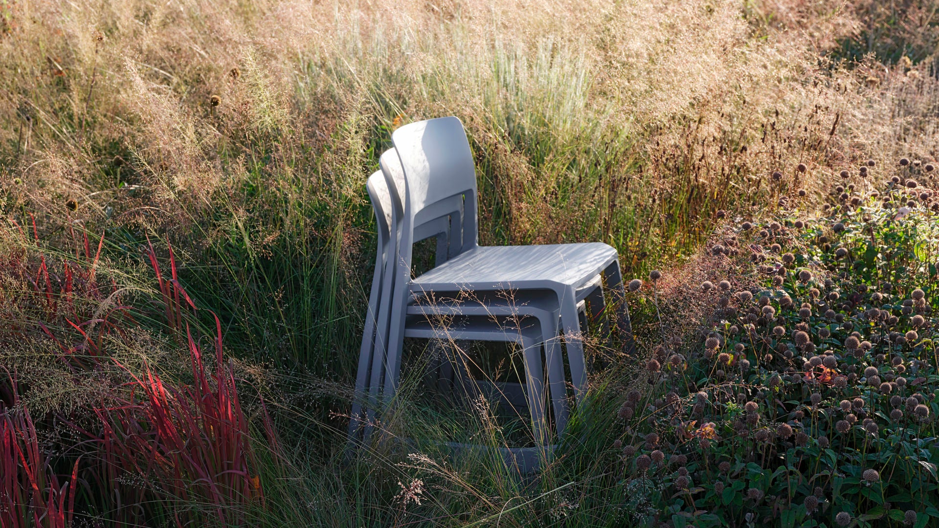 Tip Ton RE Chair