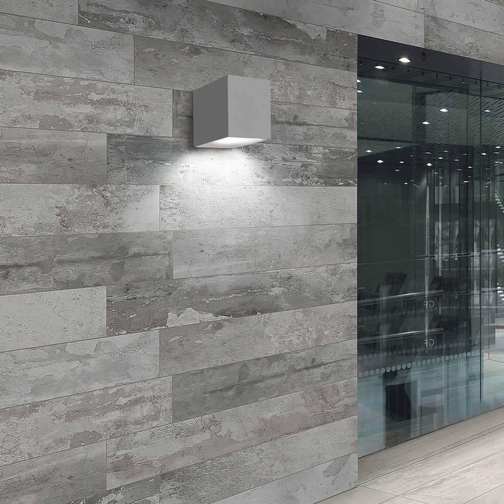 Aede Wall Lamp White Finish