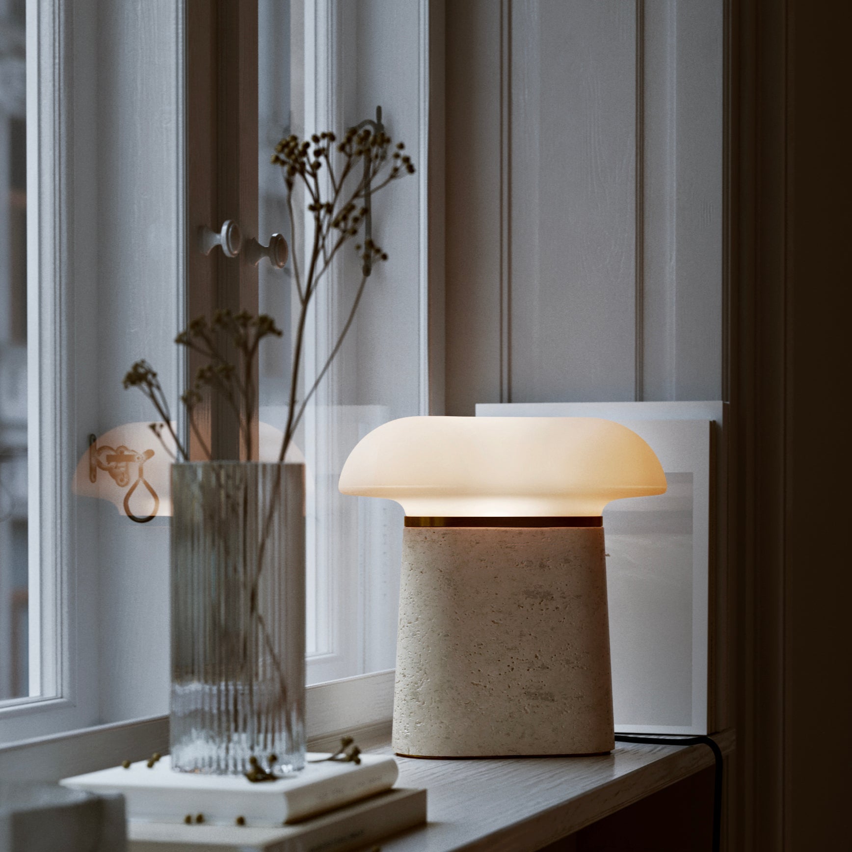 Nova Table Lamp