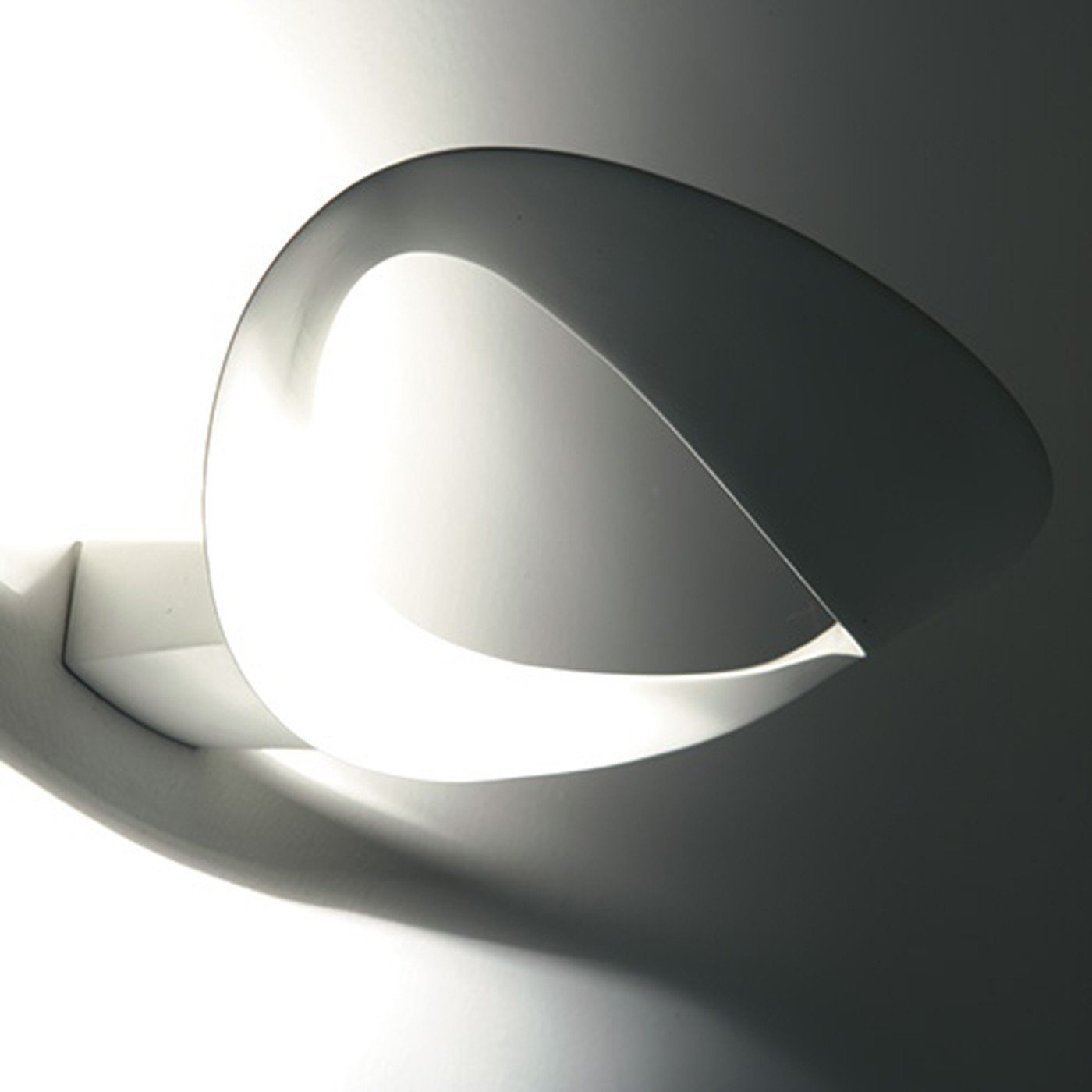 Mesmeri LED Wall Lights Wall Lights Artemide 