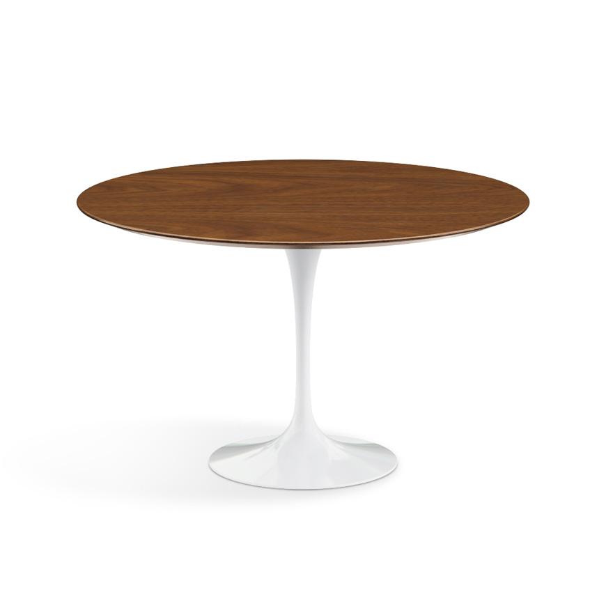 Saarinen 47" Round Dining Table Dining Tables Knoll Light Walnut