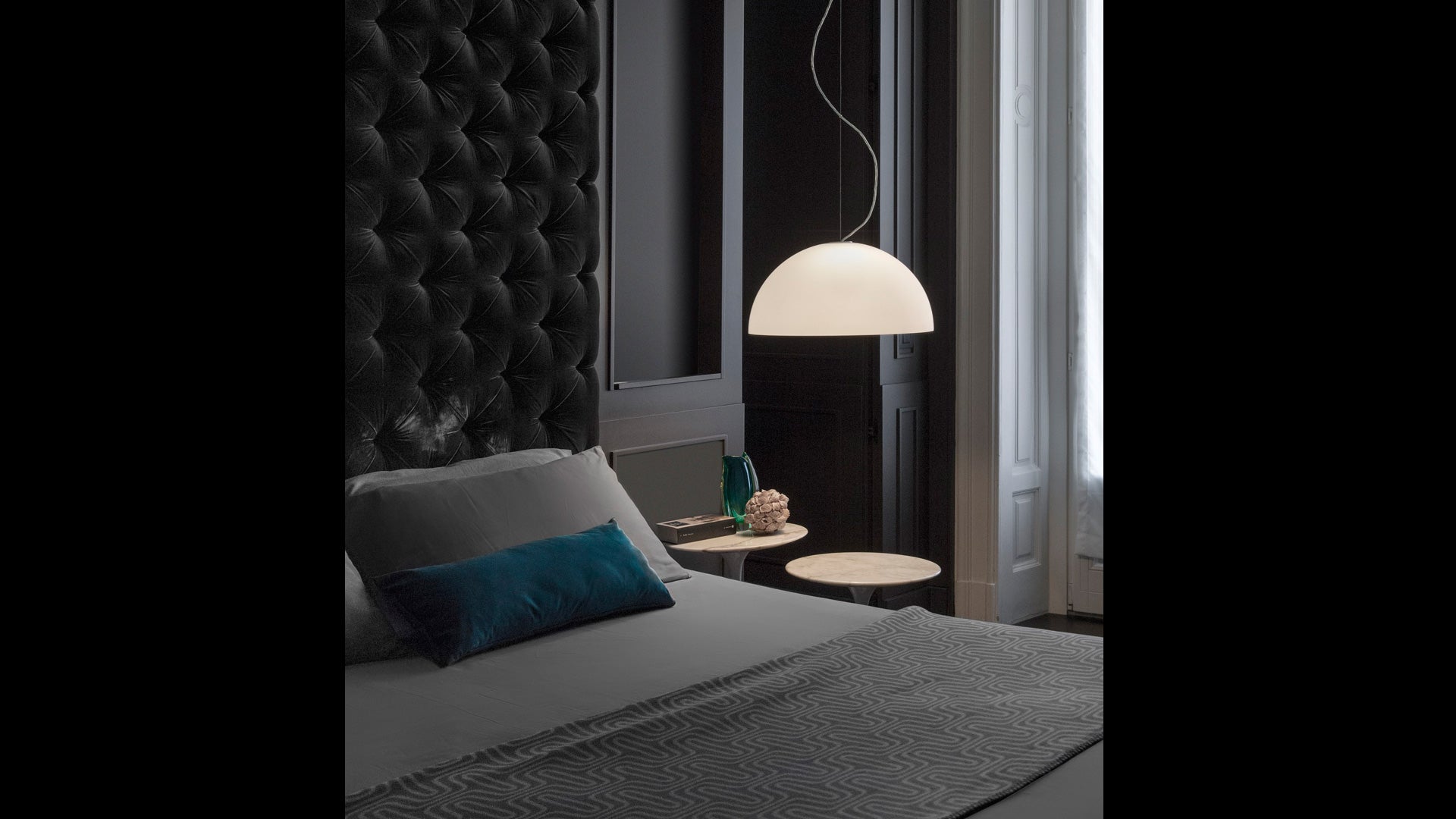 Sonora Opal Glass Pendant Light Pendant Lights Oluce 
