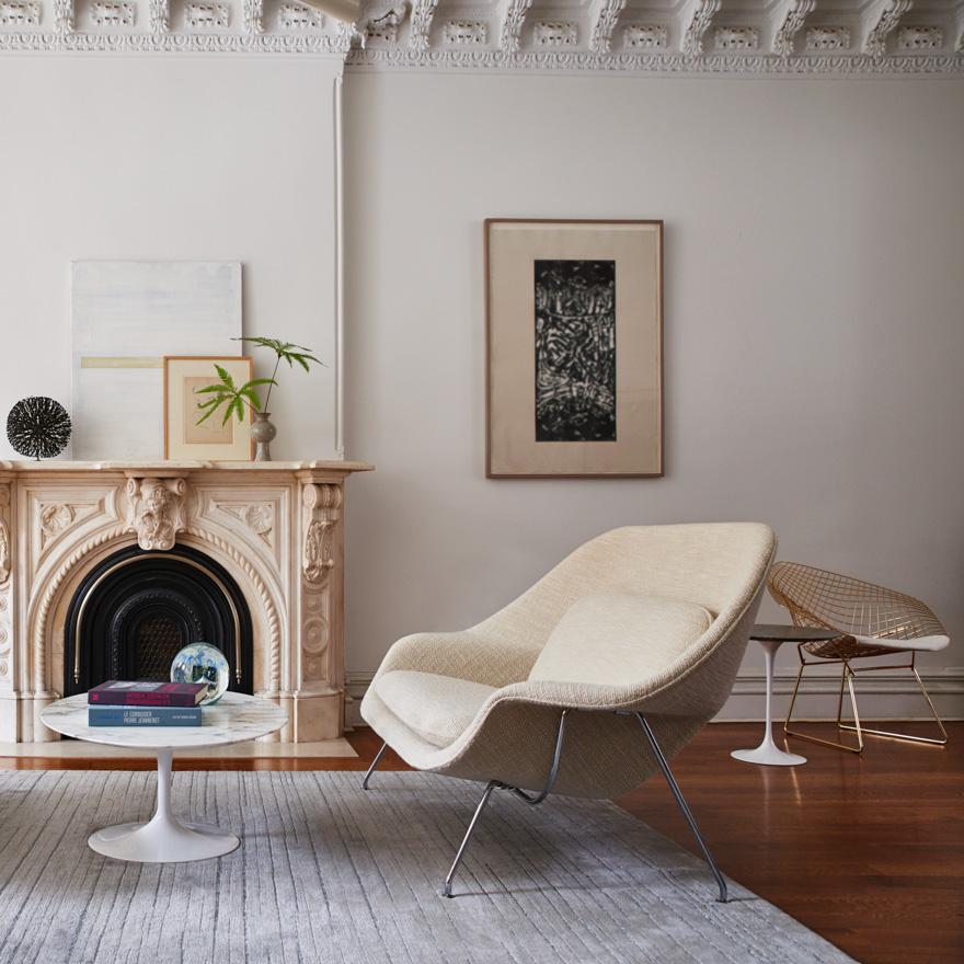 Saarinen Coffee Table - 42” Oval Dining Tables Knoll 