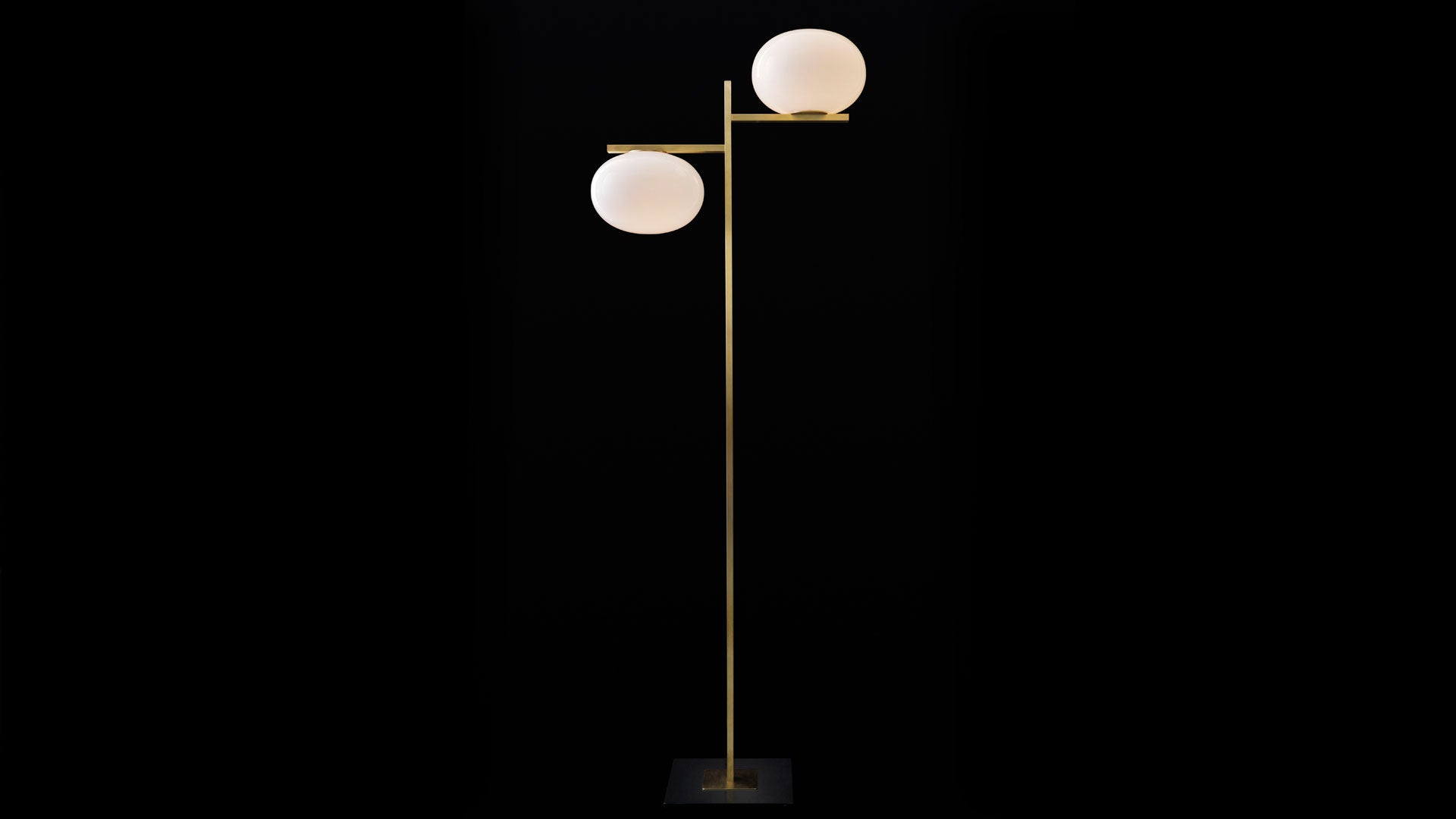 Alba Floor Lamp Floor Lamps Oluce 2 Lights Satin Brass 