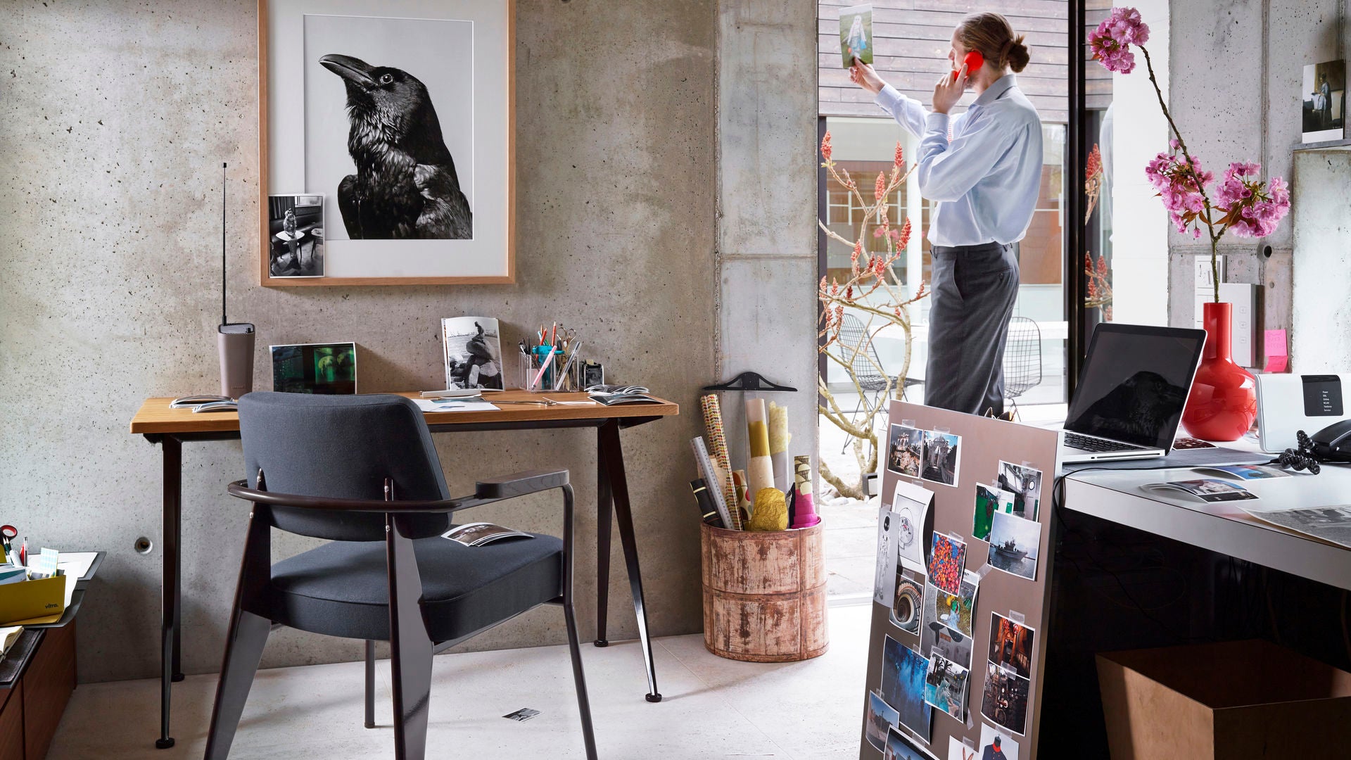 Compas Direction Table Desk's Vitra 