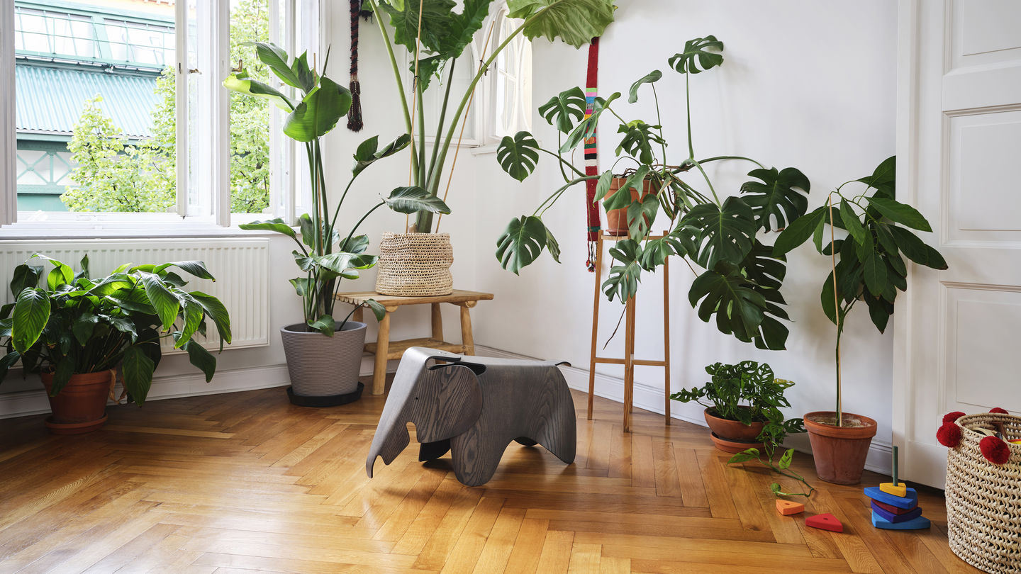 Eames Plywood Elephant kids Vitra 